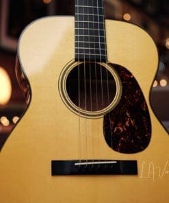 Martin Vintage Series Custom Shop 00-18V Acoustic Guitar (2012) - Image 3