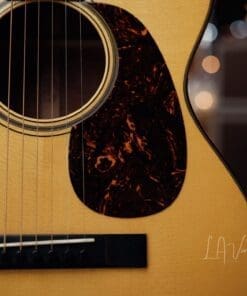 Martin Vintage Series Custom Shop 00-18V Acoustic Guitar (2012) - Image 4