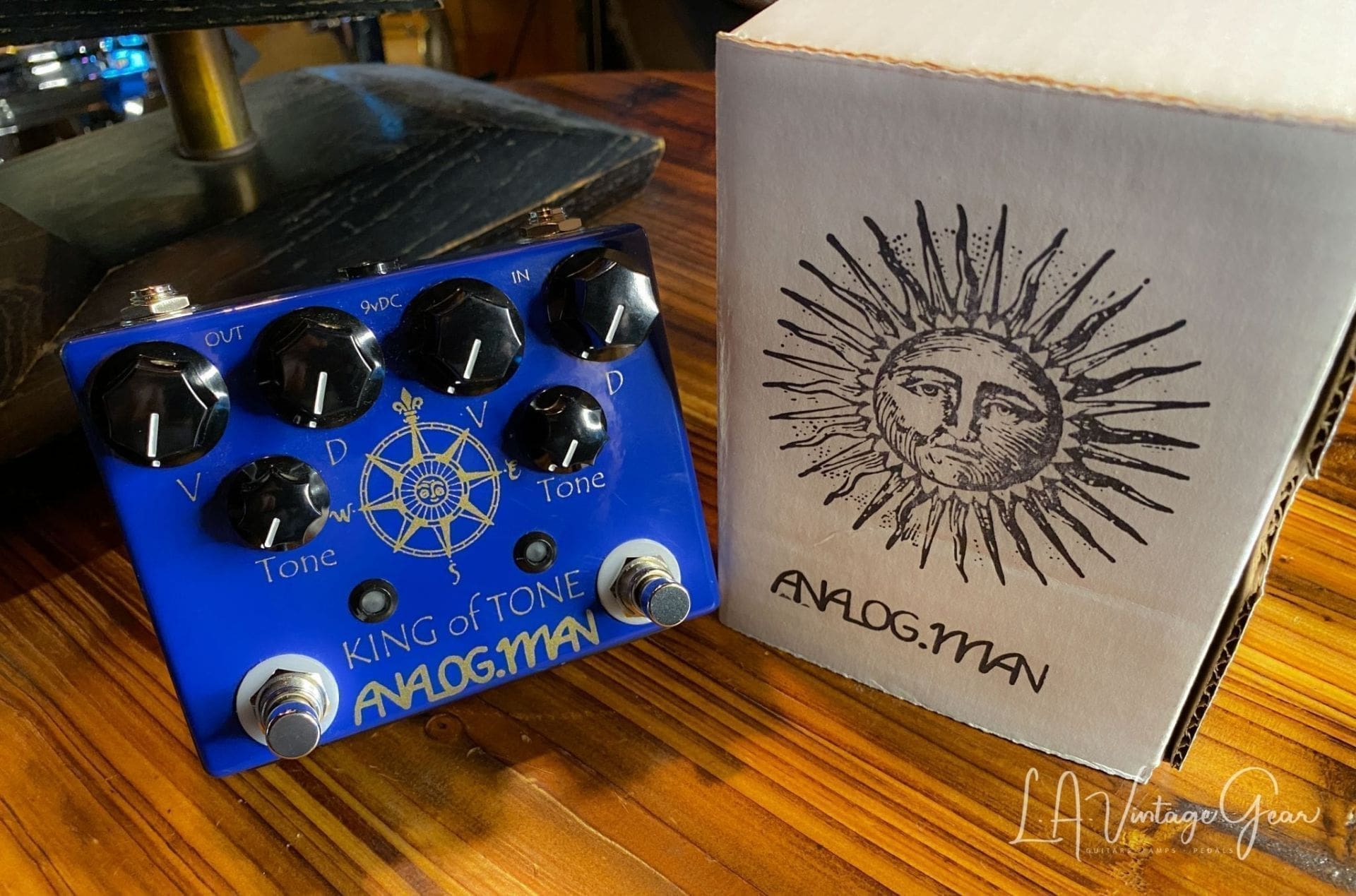 King Of Tone V.4 by Analogman - Includes Original Box & Case Candy
