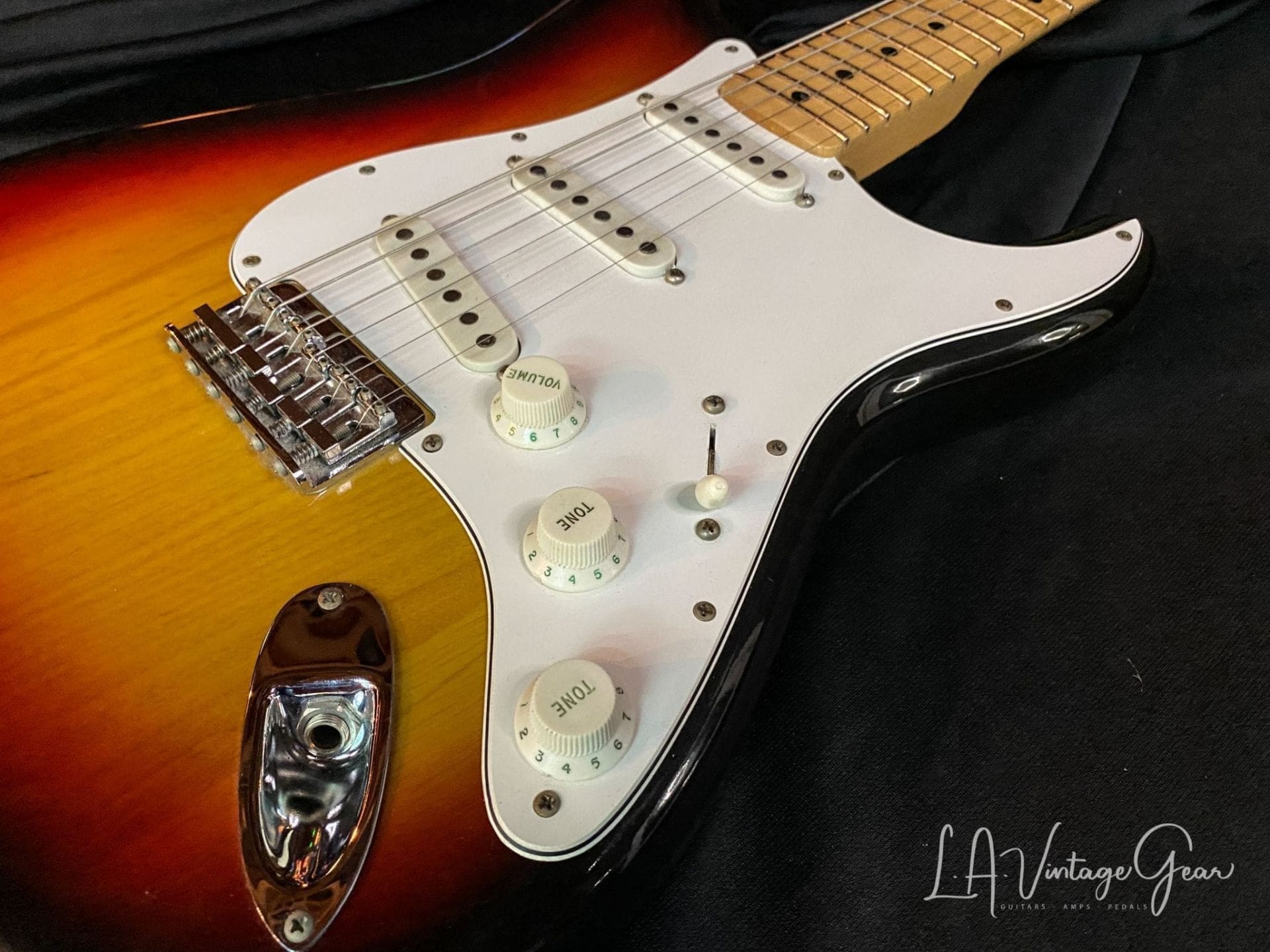 Fender 1975 Hardtail Stratocaster Electric Guitar with OHSC! Complete Re-Fret! - Image 6