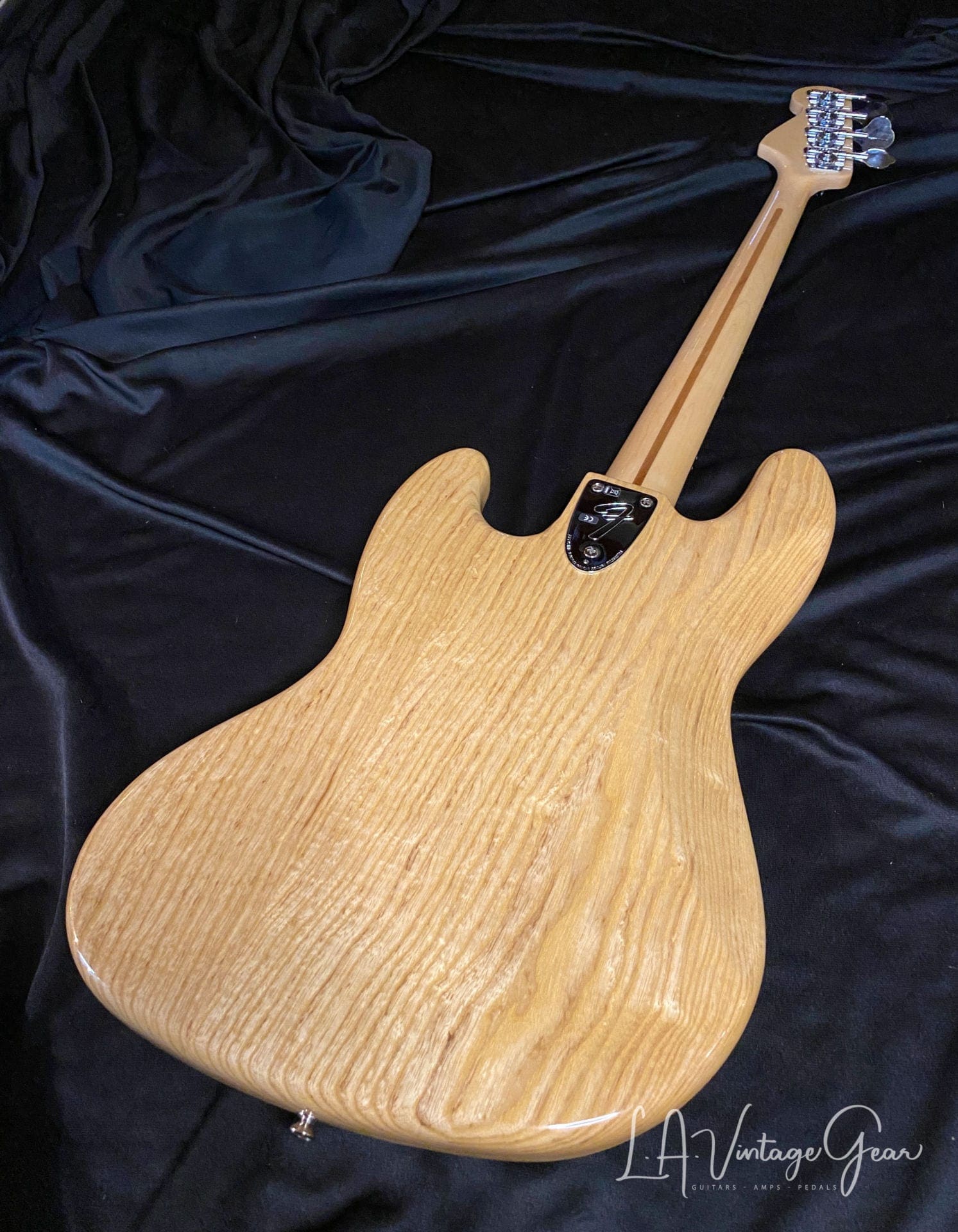 Fender American Vintage '75 Jazz Bass Guitar (2008) - Natural Finish - Super Clean and a nice weight - Image 6