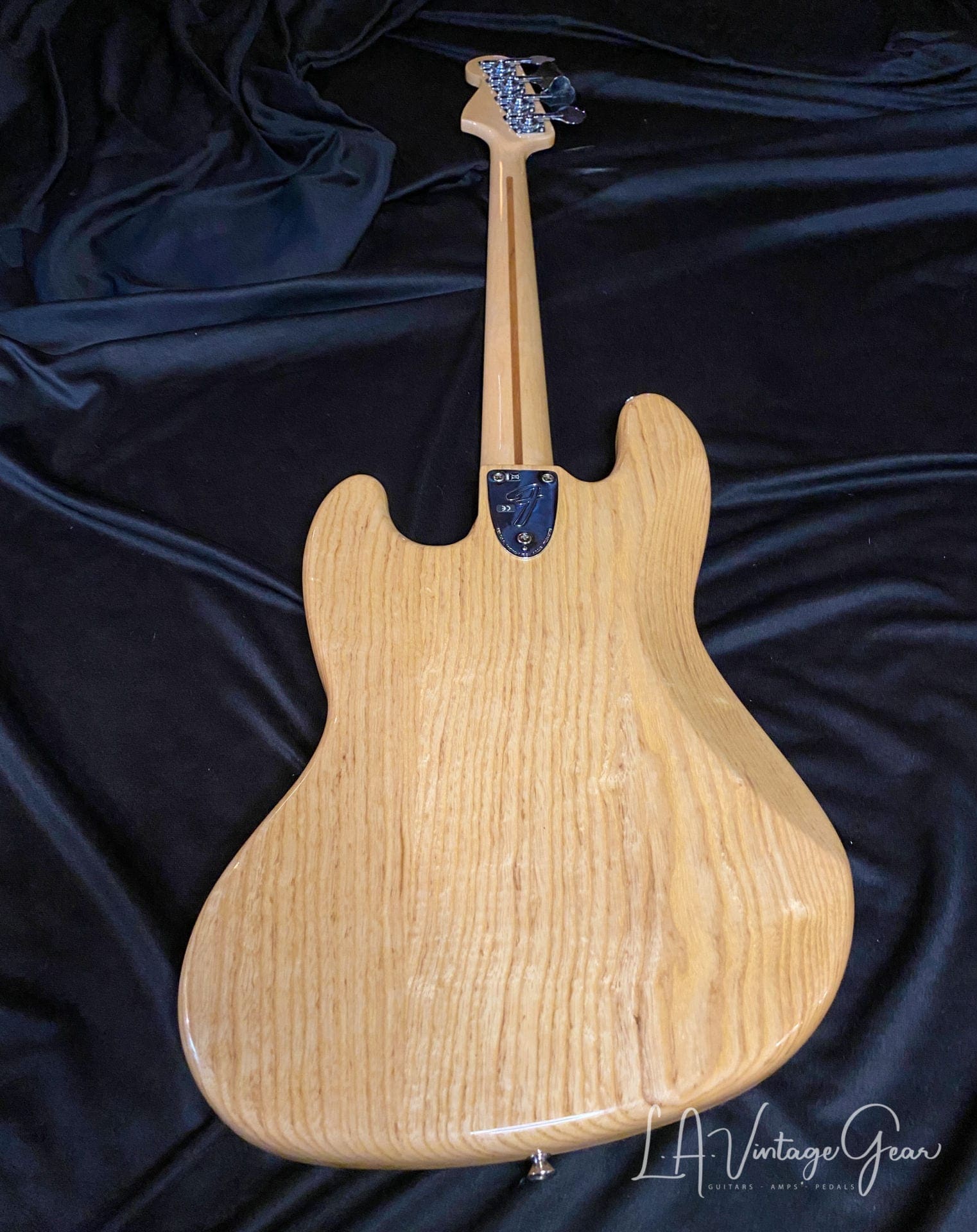Fender American Vintage '75 Jazz Bass Guitar (2008) - Natural Finish - Super Clean and a nice weight - Image 8