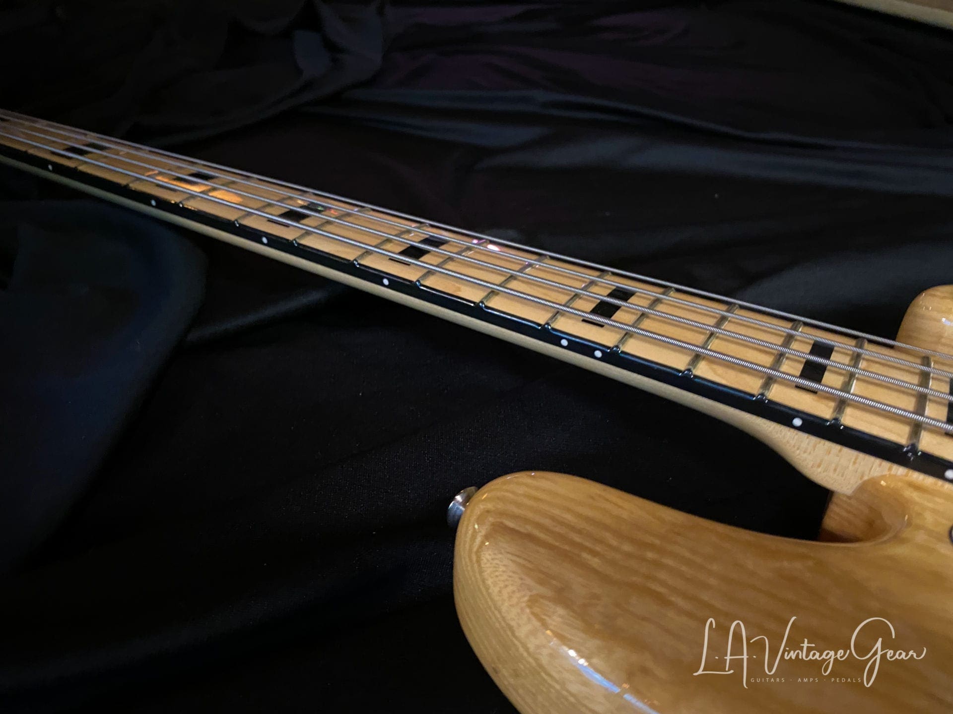 Fender American Vintage '75 Jazz Bass Guitar (2008) - Natural Finish - Super Clean and a nice weight - Image 12