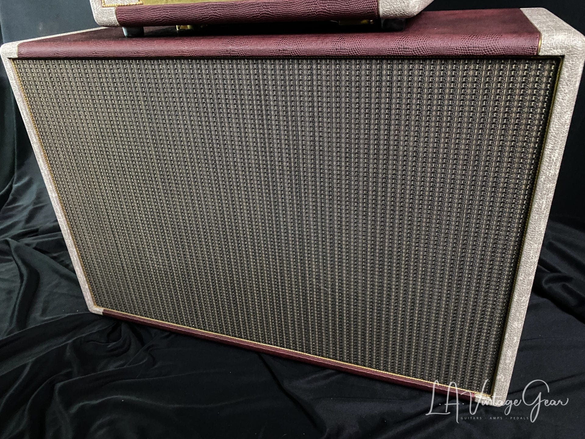 Kerry Wright Custom 2 x 12 Cab & Head with 6L6 Chassis - 'Burgundy Cream Stack' & Celestion Greenbacks - Image 12