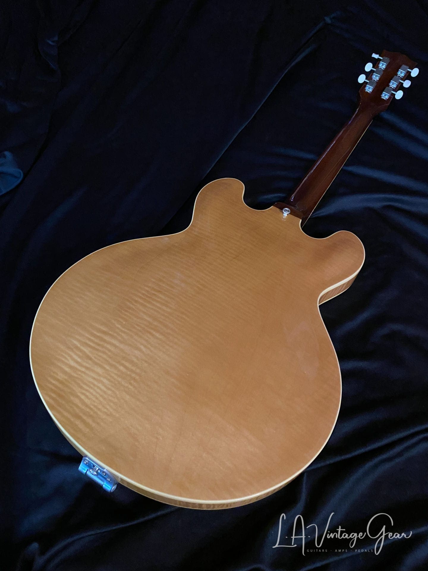 Gibson Memphis ES-330 Electric Guitar - '61 Reissue in Tiger Maple Finish (2016) - Image 10