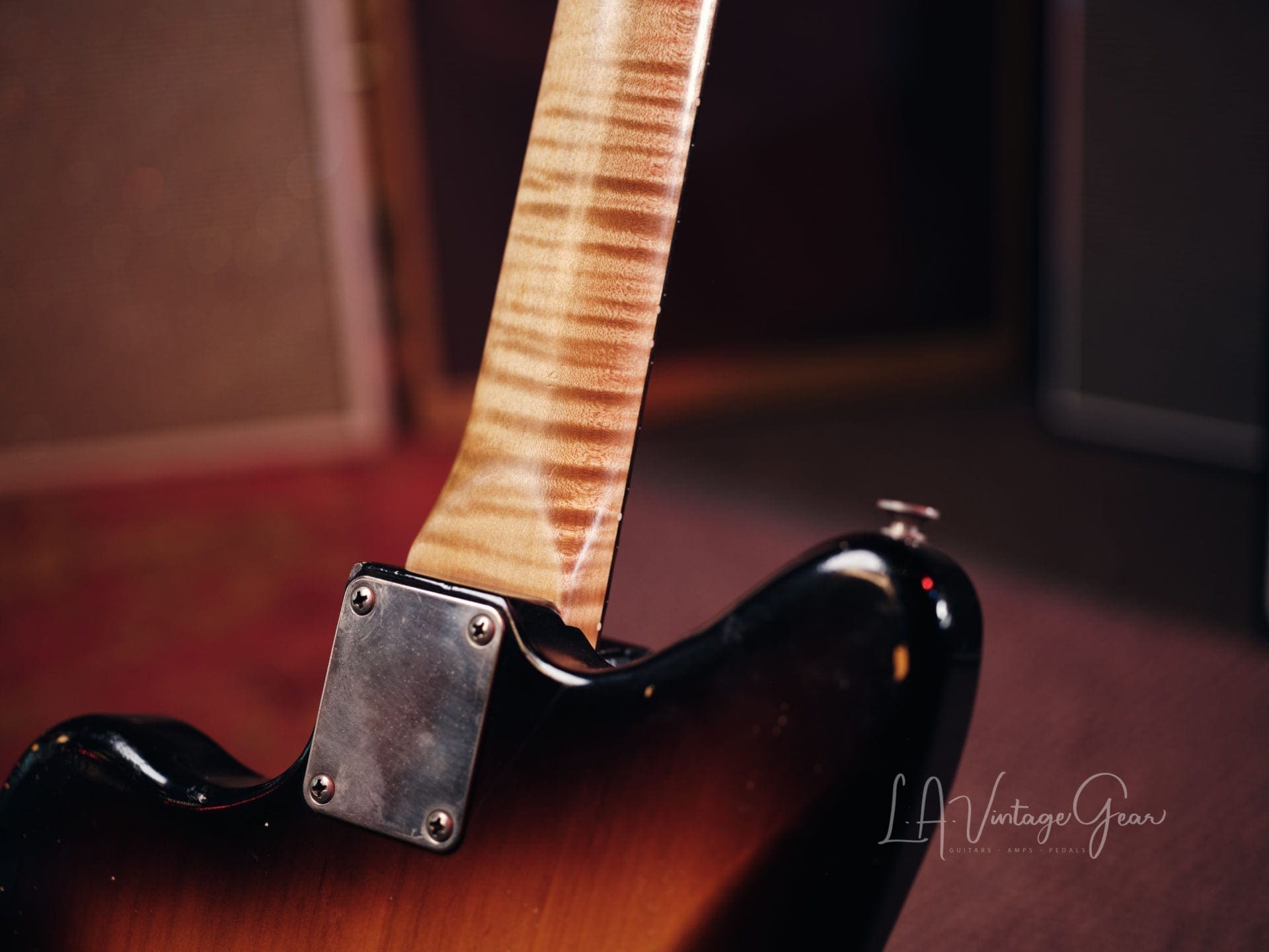 Danocaster Offset Electric Guitar - Anodized Gold Pickguard & Sunburst Finish - Image 9