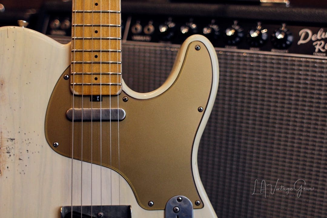Shabat Lion T-Style Relic'd Electric Guitar in Vintage White with Gold Guard - Swamp Ash Body & Lollar Pickups! - Image 4