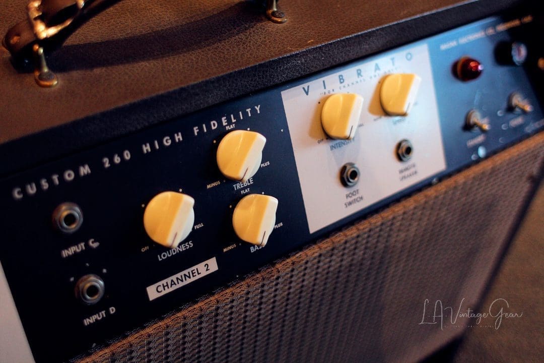 Magnatone Custom 260 Vintage Combo Guitar Amplifer - Great Sounding Amp! - Image 3
