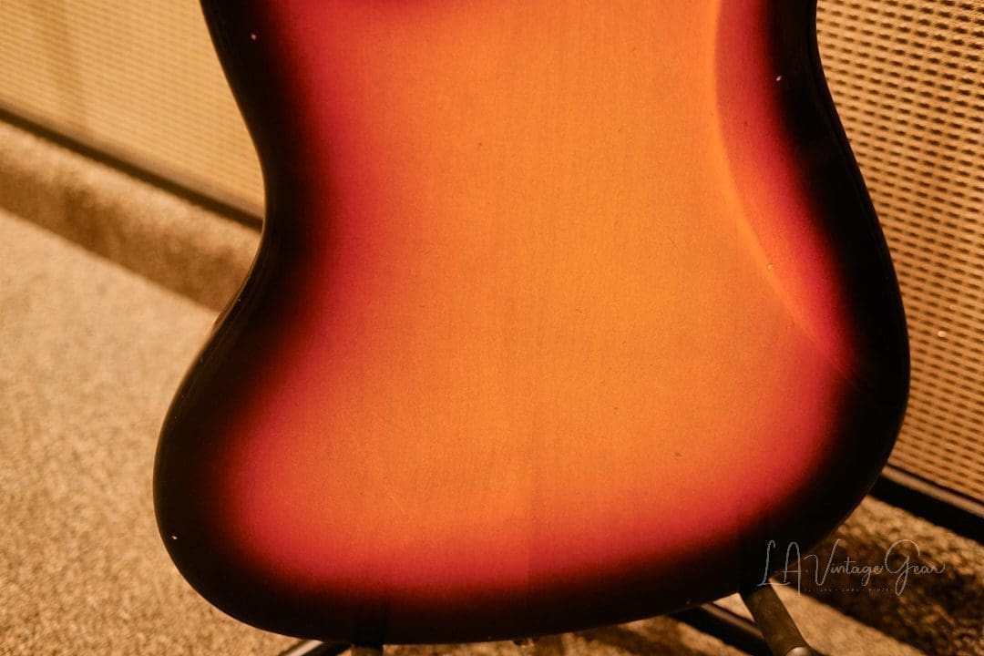 Fender Custom Shop Journeyman 60's Reissue Jazz Bass Guitar (2018) - Faded 3 Tone Sunburst - Image 15