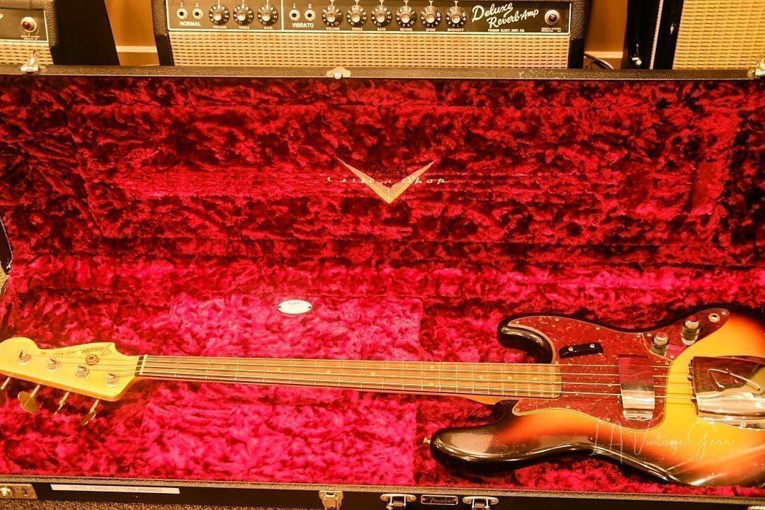 Fender Custom Shop Journeyman 60's Reissue Jazz Bass Guitar (2018) - Faded 3 Tone Sunburst - Image 18