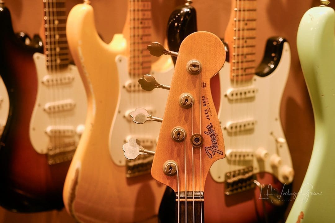Fender Custom Shop Journeyman 60's Reissue Jazz Bass Guitar (2018) - Faded 3 Tone Sunburst - Image 6