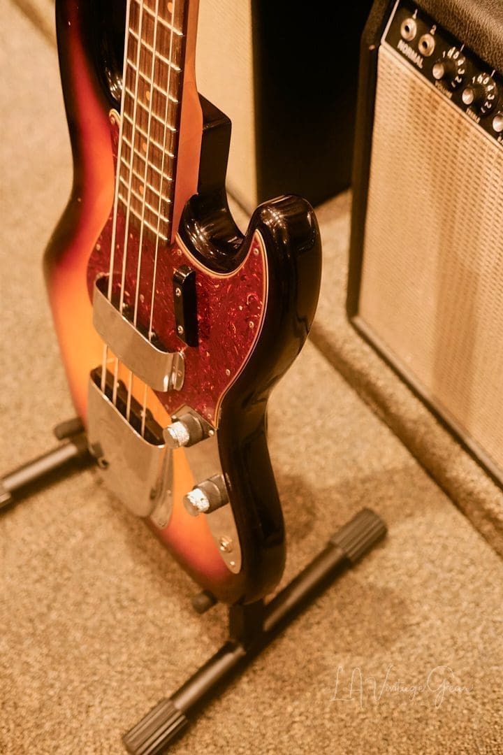 Fender Custom Shop Journeyman 60's Reissue Jazz Bass Guitar (2018) - Faded 3 Tone Sunburst - Image 7