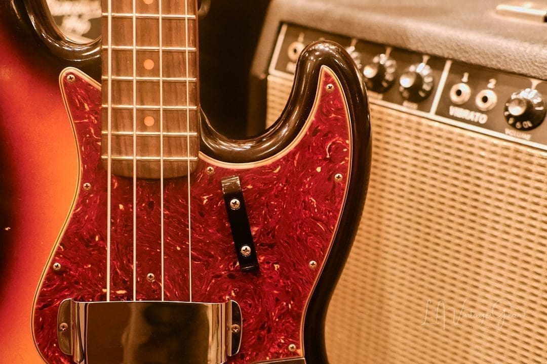 Fender Custom Shop Journeyman 60's Reissue Jazz Bass Guitar (2018) - Faded 3 Tone Sunburst - Image 9