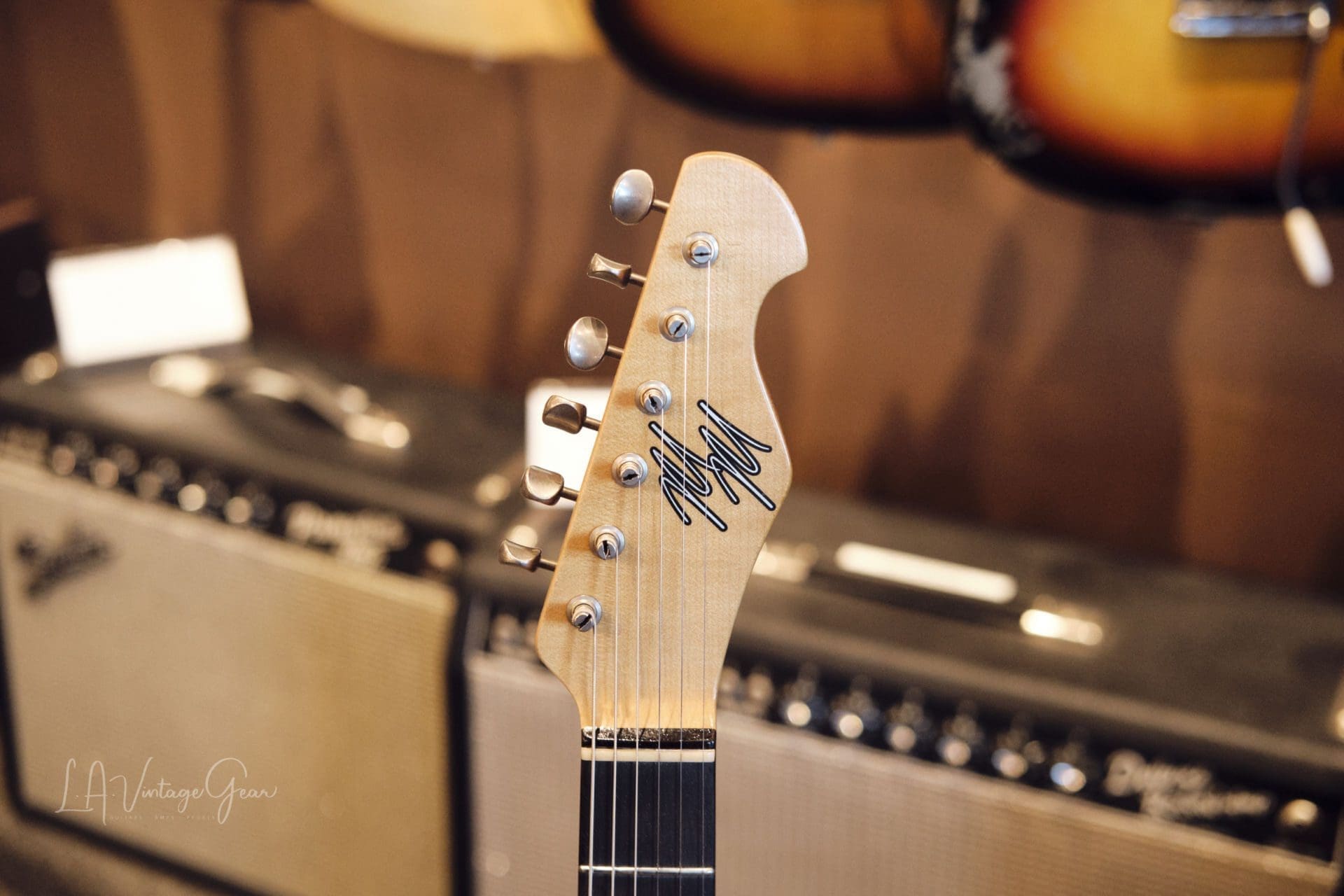 Mario Martin 'Model-T' Whiteguard Electric Guitar (2022) - Swamp Ash Body & Brazilian Rosewood Fingerboard - Image 6