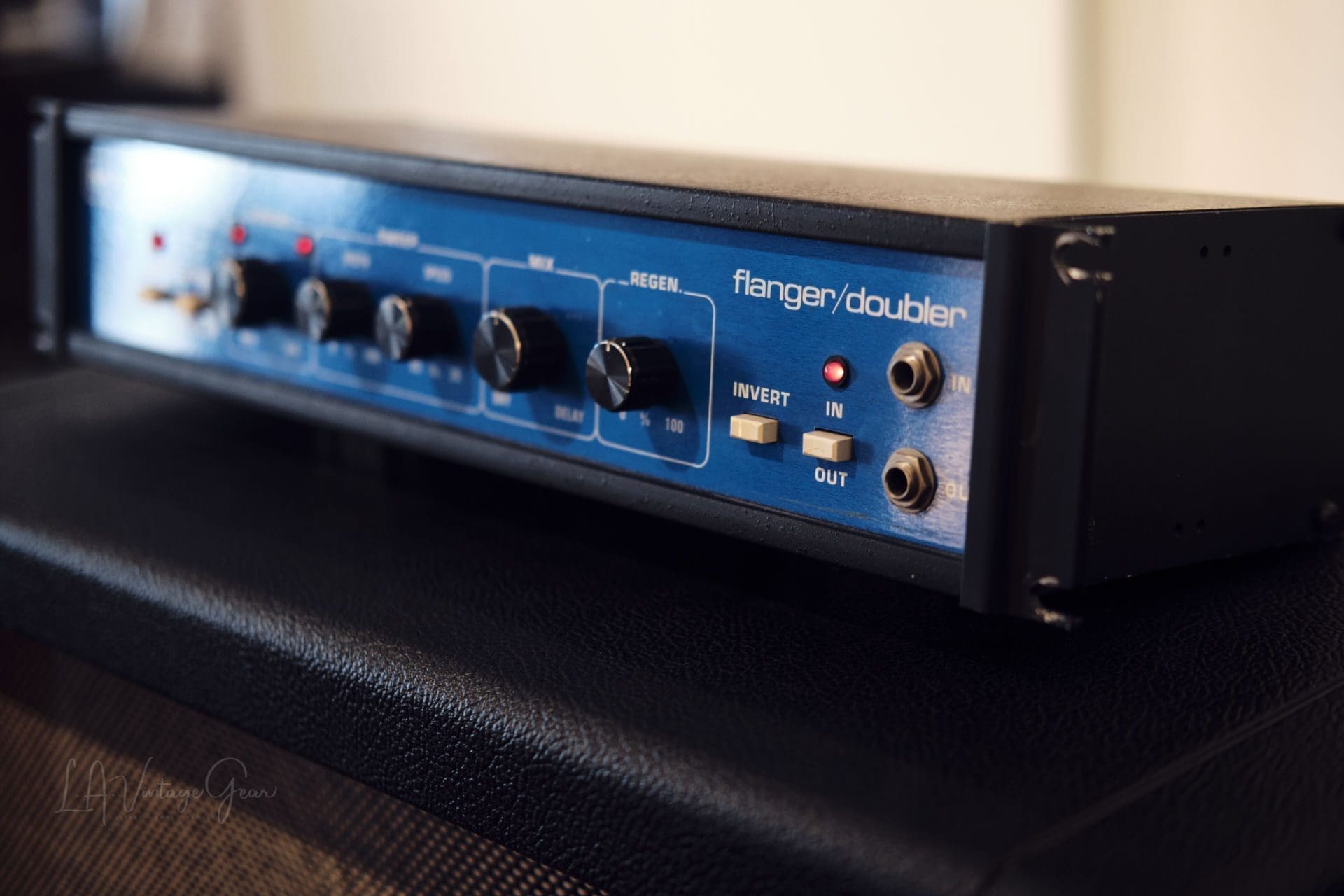 MXR Flanger Doubler Model 126 – Vintage 1970's Blue Panel With The