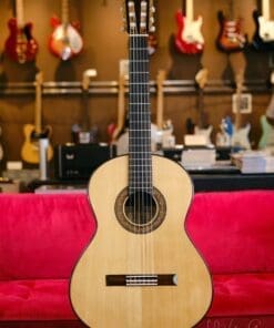 Alvarez Yairi Classical Nylon String Acoustic Guitar - Model CYM75 in a  Natural Gloss Finish.