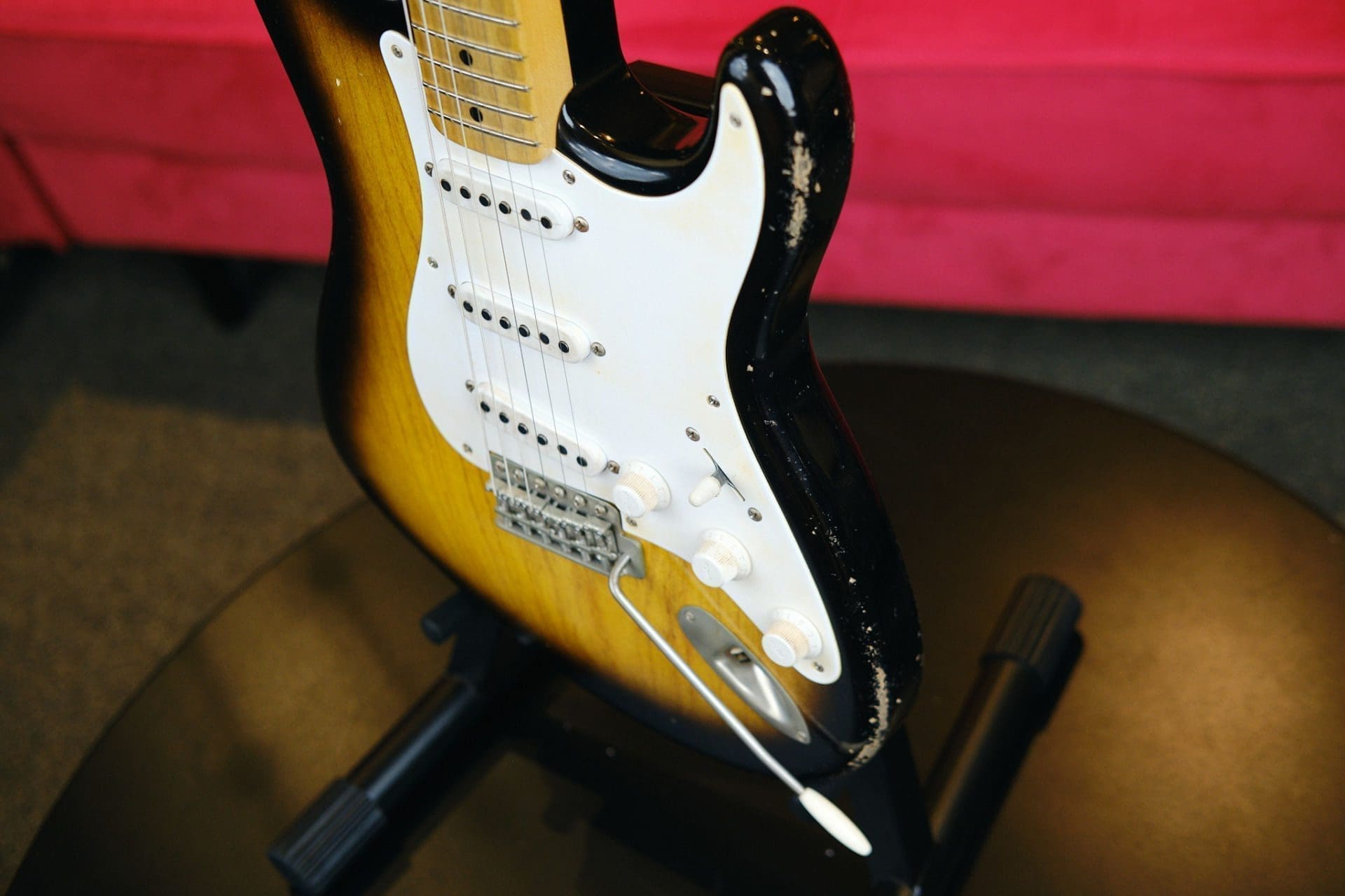 Mike Bowes "MB"'56 S-Style 2 Tone Burst Relic'd Electric Guitar-Made In The UK Serial#10957 -Brand New! - Image 11