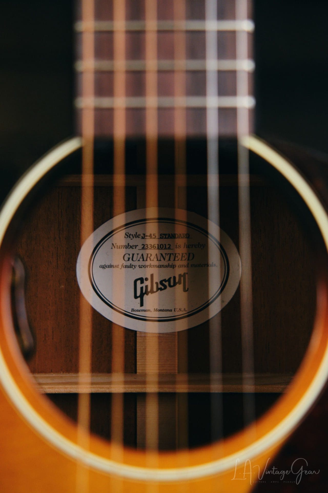 Gibson J-45 Acoustic Guitar 2021 - Vintage Sunburst Finish in Near Mint Condition! - Image 4