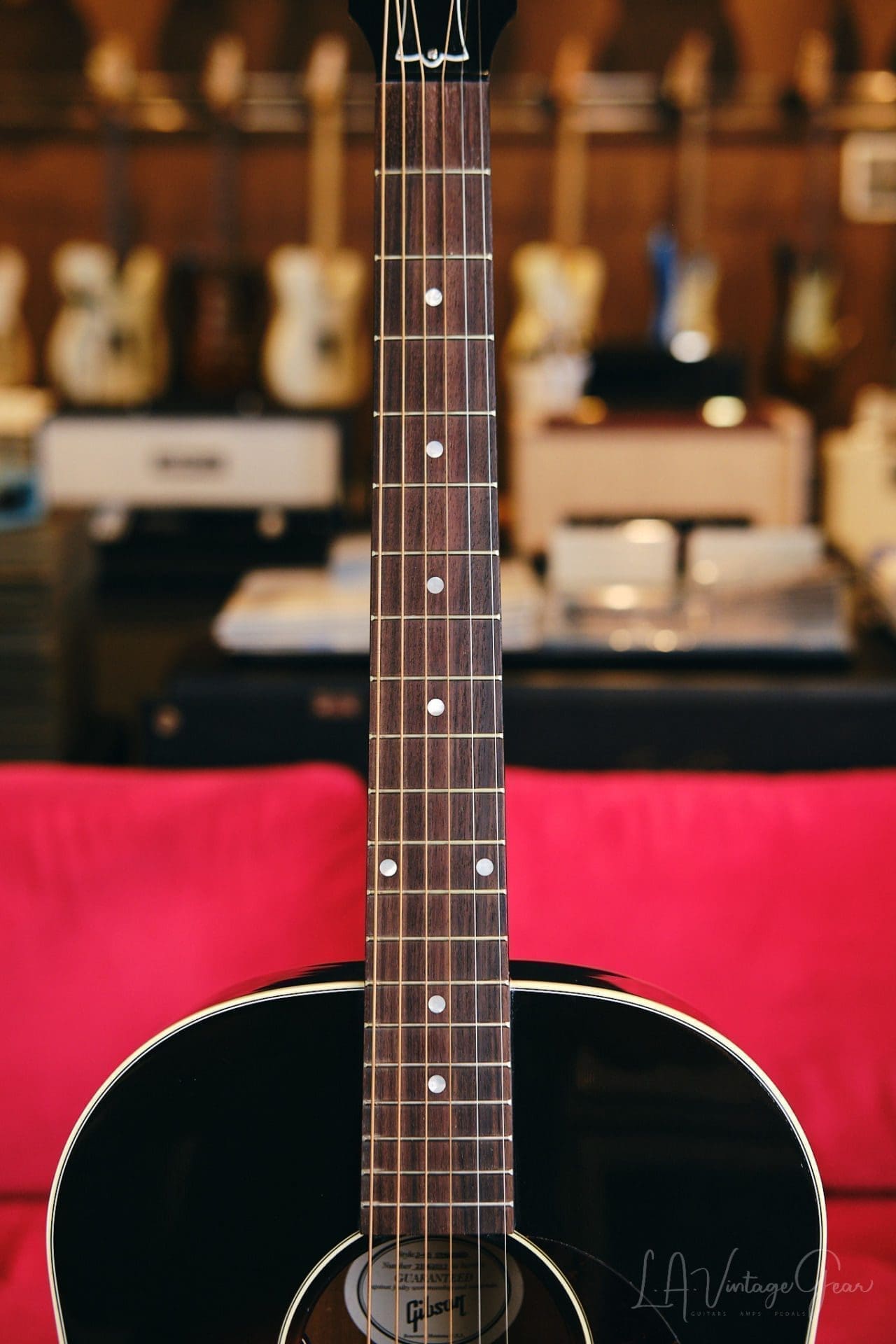 Gibson J-45 Acoustic Guitar 2021 - Vintage Sunburst Finish in Near Mint Condition! - Image 6