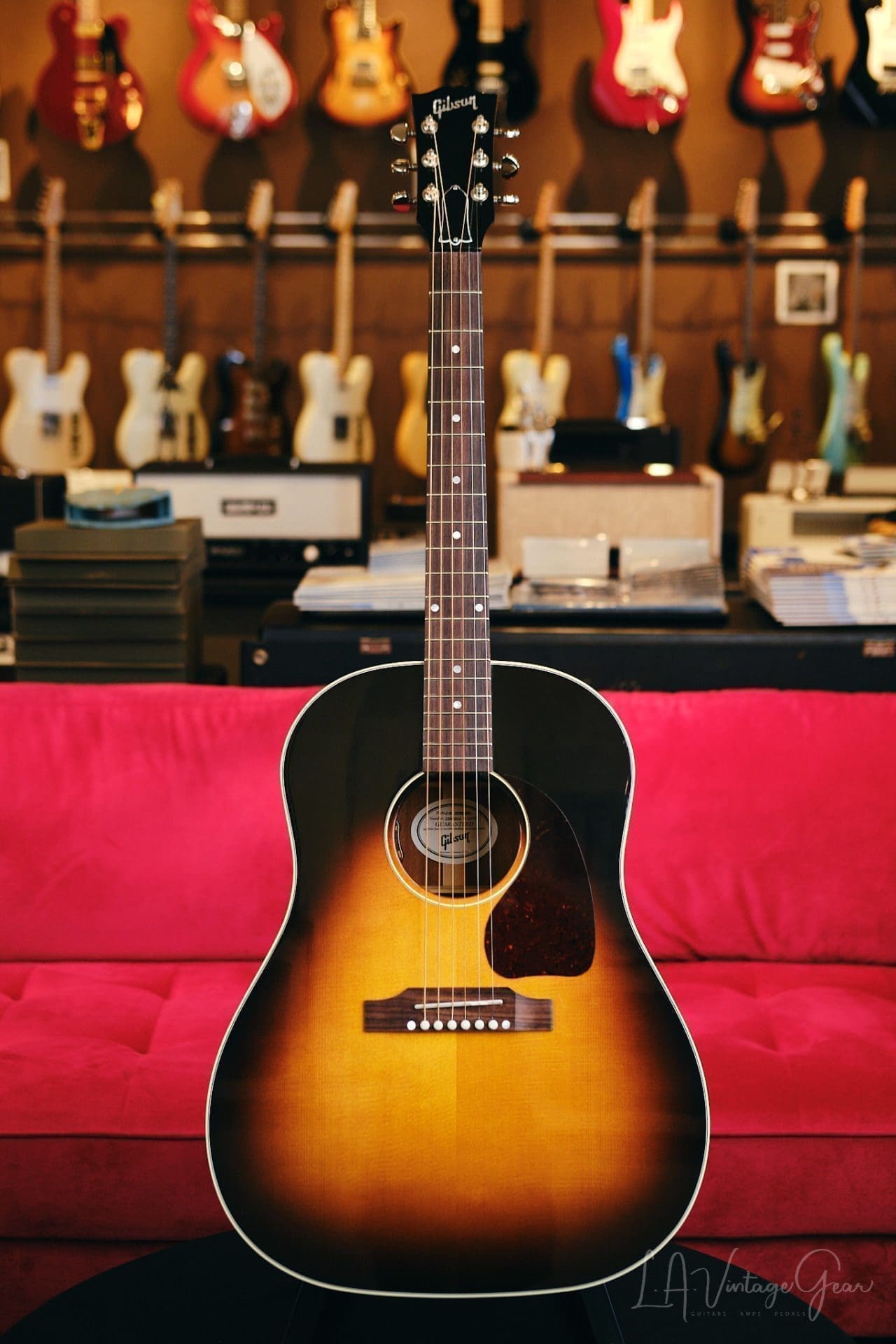 Gibson J-45 Acoustic Guitar 2021 - Vintage Sunburst Finish in Near Mint Condition!