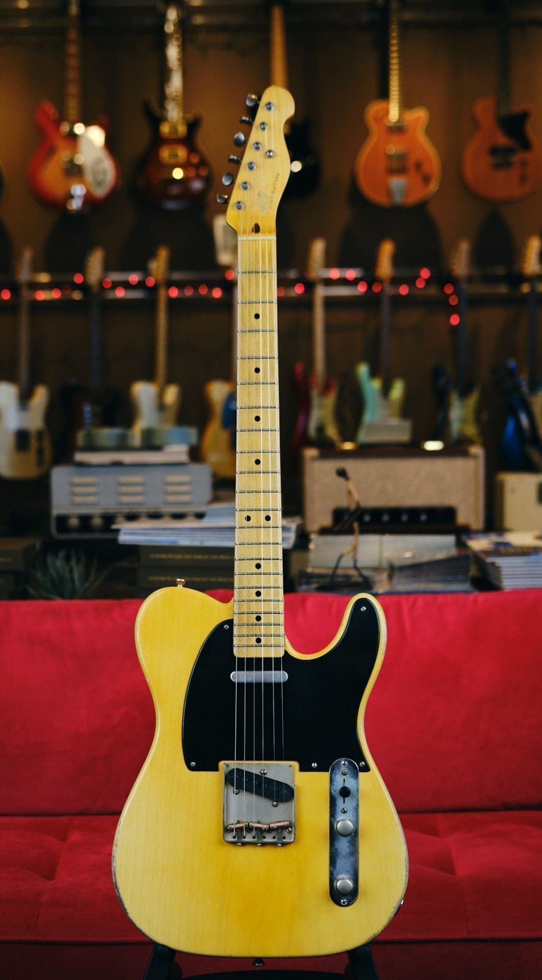 Mike Bowes "MB" '52 T-Style Blackguard Relic'd Single Cut Electric Guitar-Made In The UK Serial# 1095-Brand New!