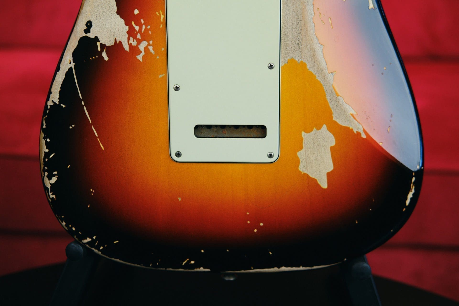 Fender Custom Shop Michael Landau Signature '68 Sunburst Stratocaster Electric Guitar (2018) - Image 15