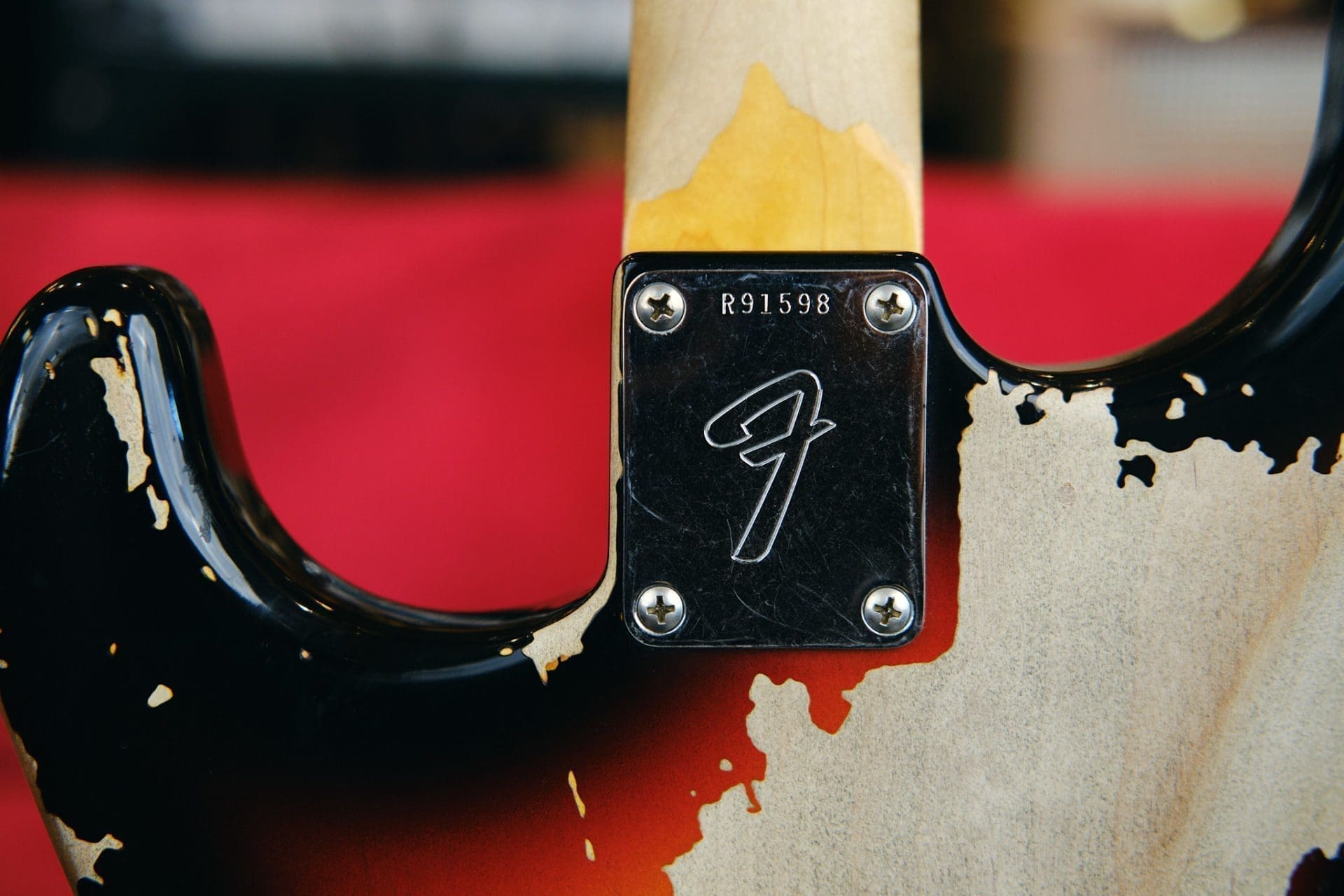 Fender Custom Shop Michael Landau Signature '68 Sunburst Stratocaster Electric Guitar (2018) - Image 19