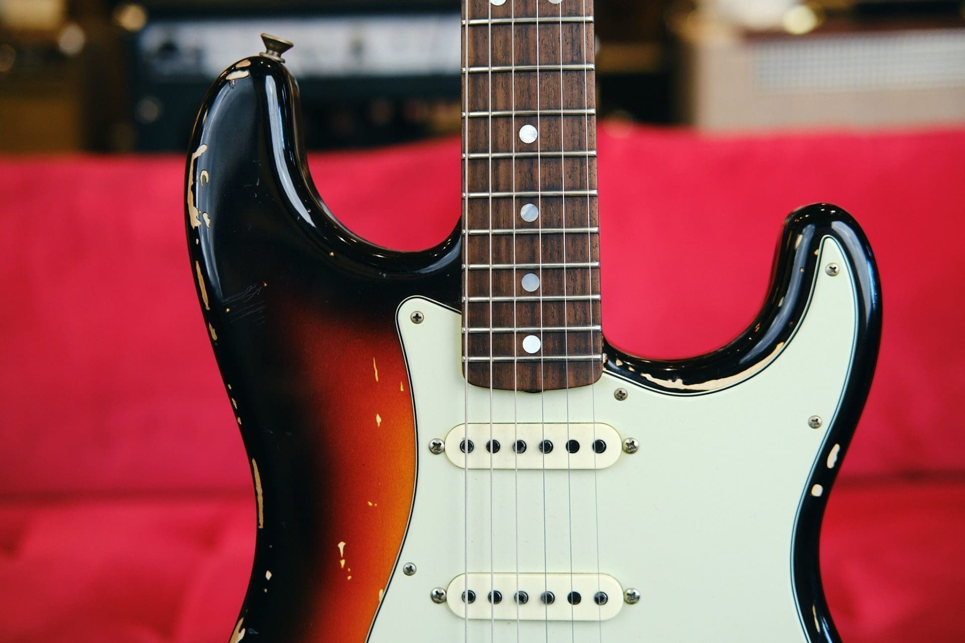 Fender Custom Shop Michael Landau Signature '68 Sunburst Stratocaster Electric Guitar (2018) - Image 3