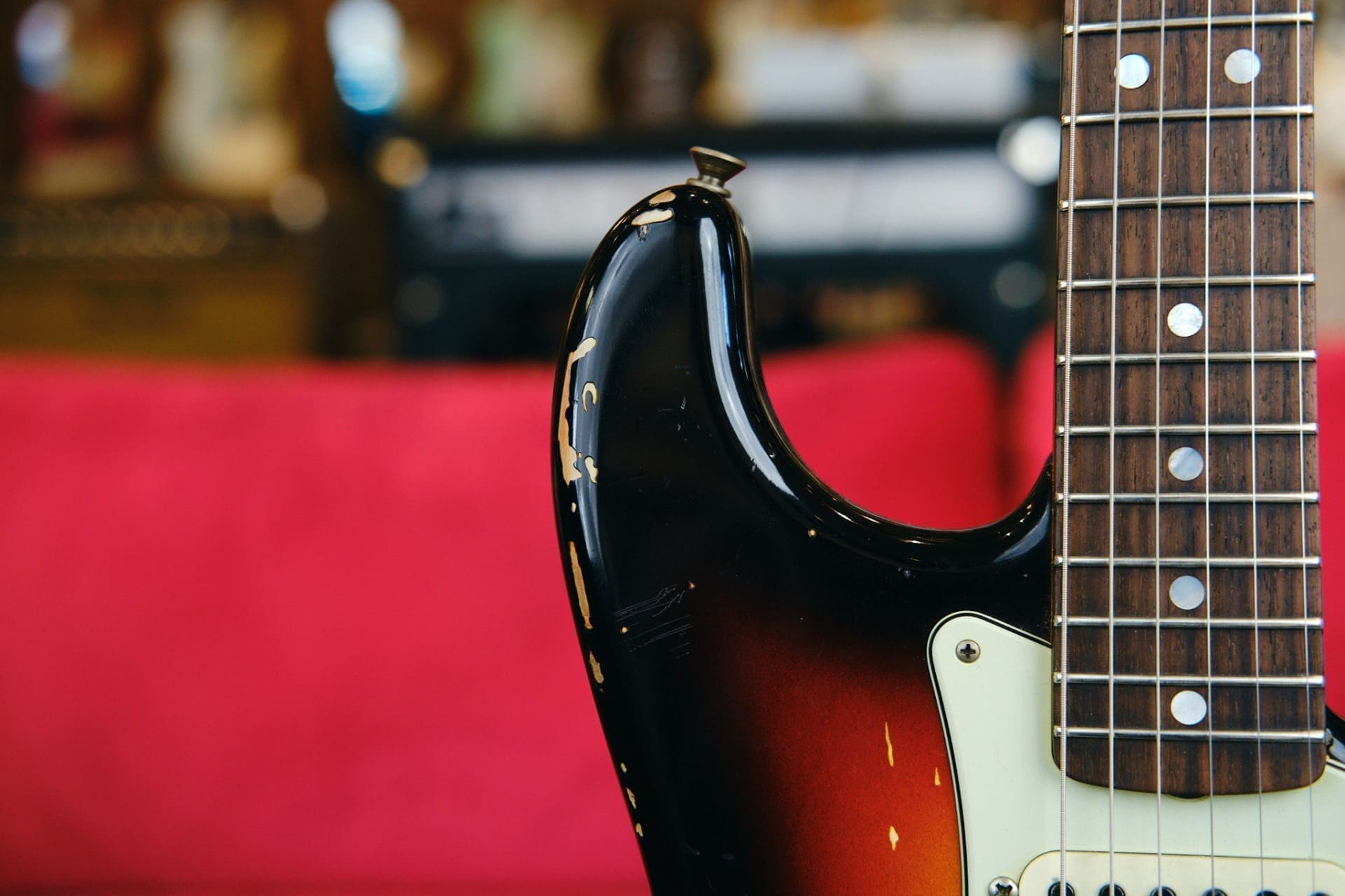 Fender Custom Shop Michael Landau Signature '68 Sunburst Stratocaster Electric Guitar (2018) - Image 7