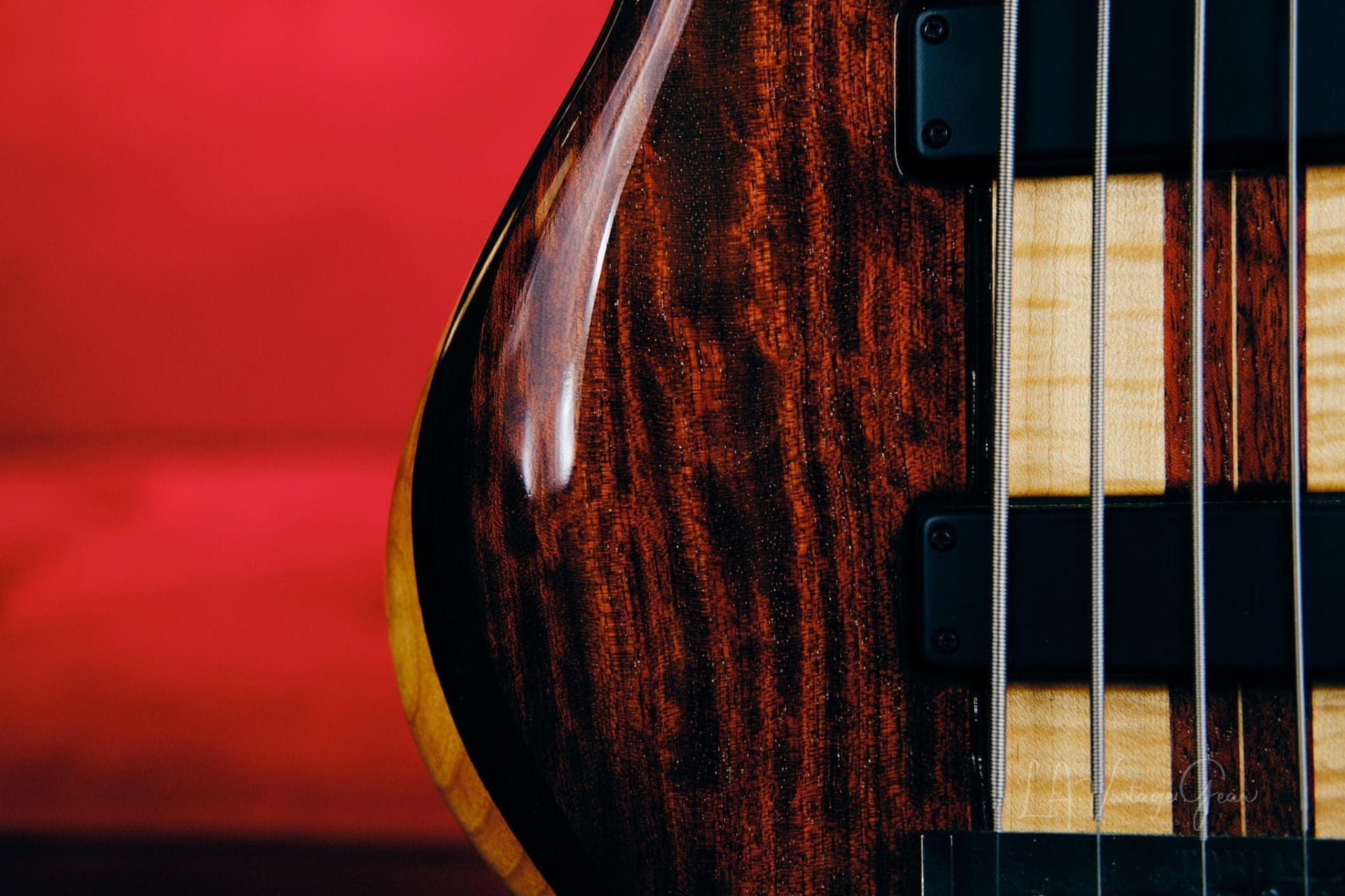 Tobias 6 String Classic Bass 1996-Walnut-Wenge-Alder Body, Pau Ferro Fretboard & Bartolini Pickups! - Image 9
