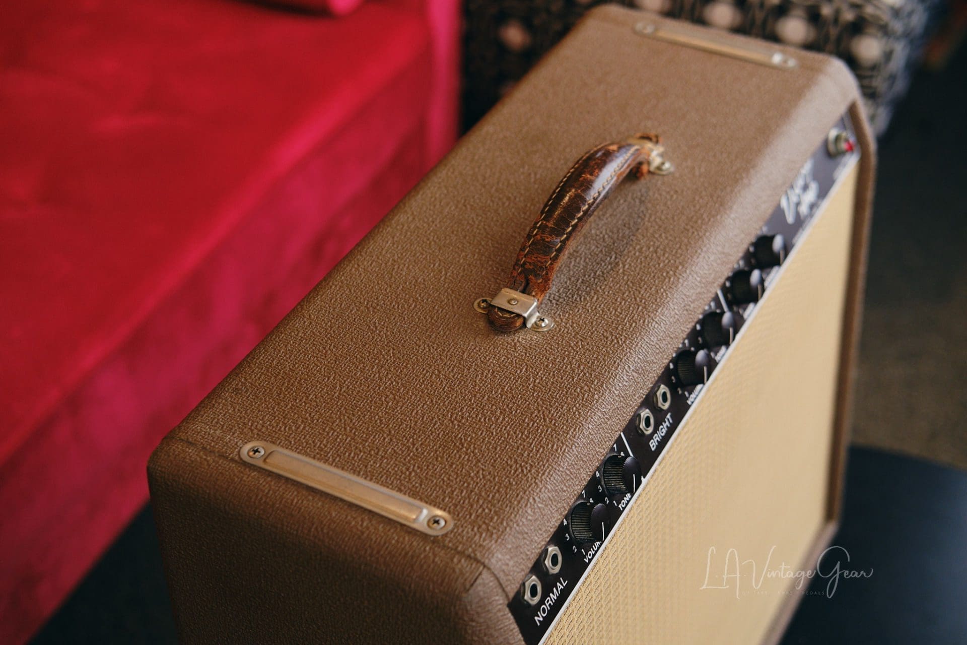 Fender 1962 Brown Deluxe Guitar Amplifier - 6G3 Circuit! Great Shape with Re-Coned Original Speaker! - Image 6