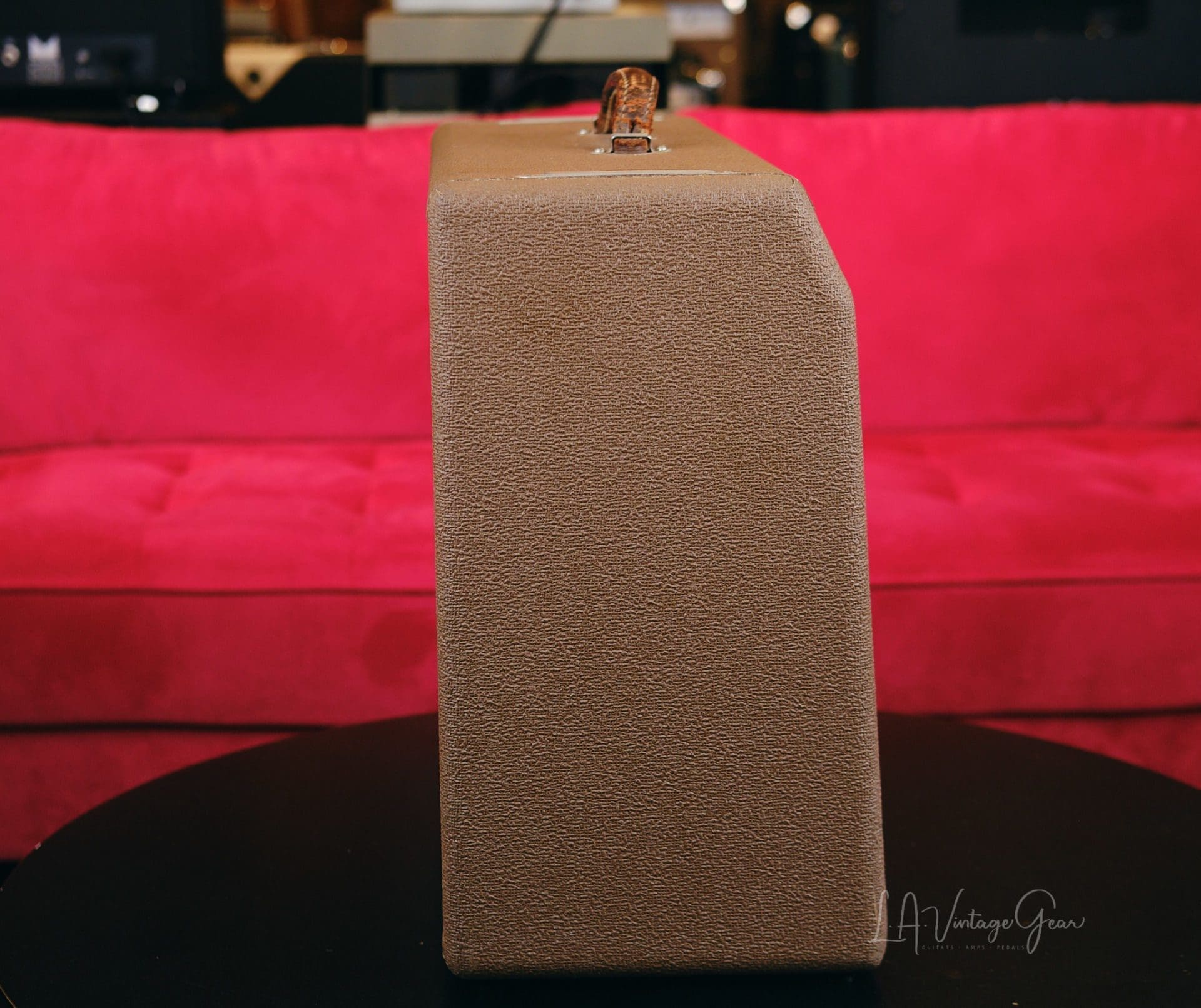 Fender 1962 Brown Deluxe Guitar Amplifier - 6G3 Circuit! Great Shape with Re-Coned Original Speaker! - Image 9