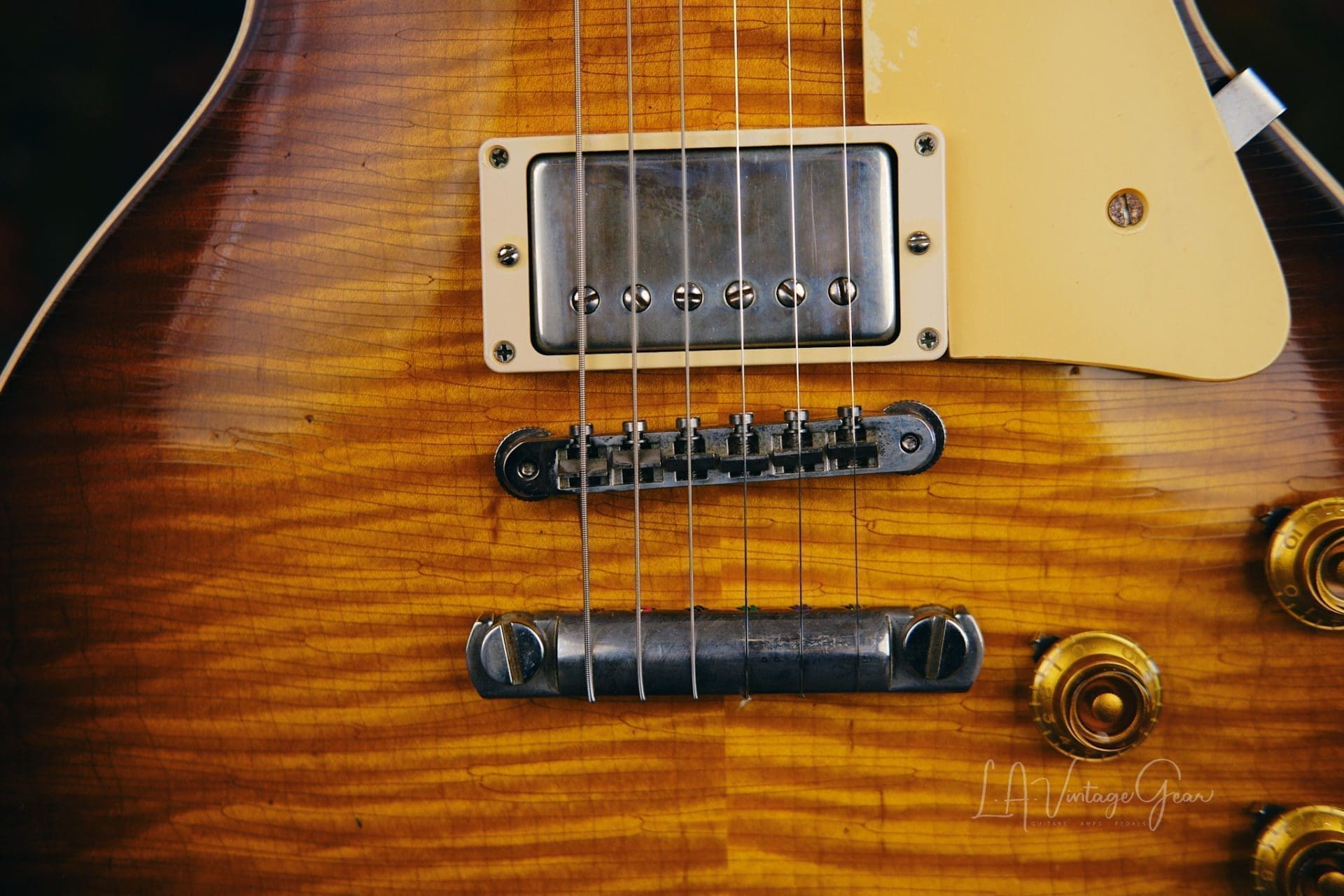 Gibson '59 Standard Reissue Les Paul Electric Guitar 2019-Relic'd Wildwood Spec 60th Anniversary with a Beautiful Sunburst Finish! - Image 5