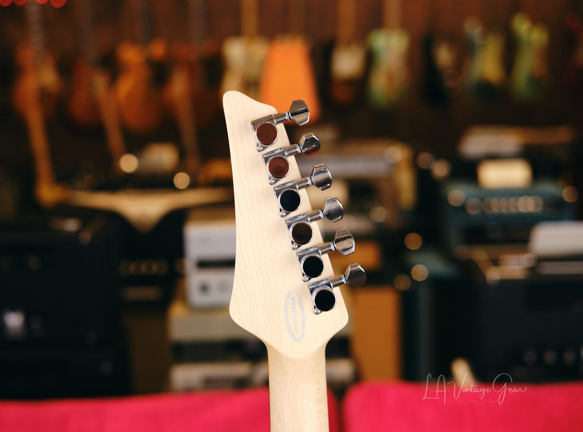 Line 6 JTV-69S James Tyler Variax Sunburst Modelling Electric