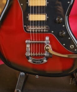 Fender Gold Foil Jazzmaster - Image 4