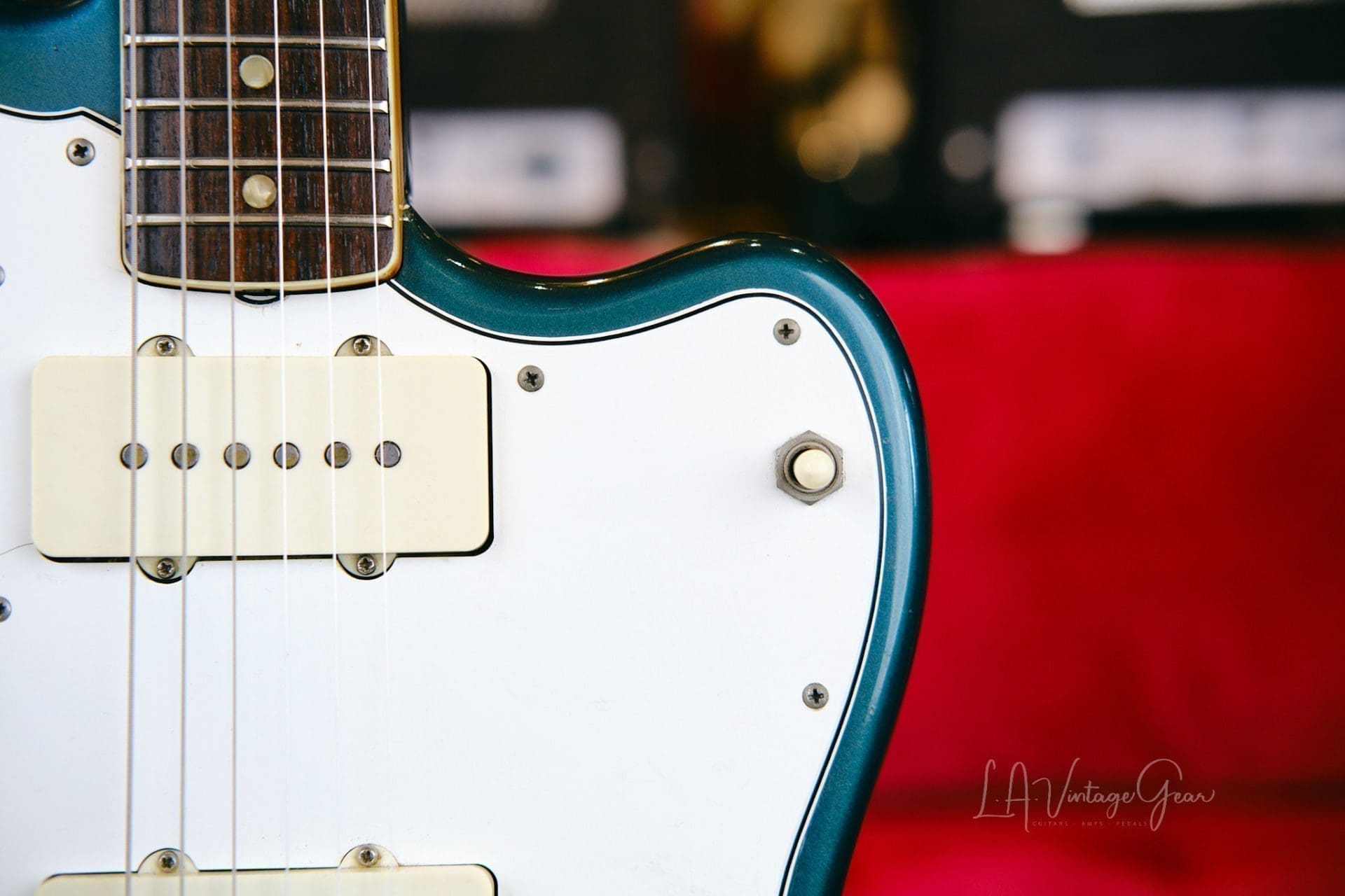 1966 Fender Jazzmaster in Ocean Turquoise - With Original Hardshell Case! - Image 6