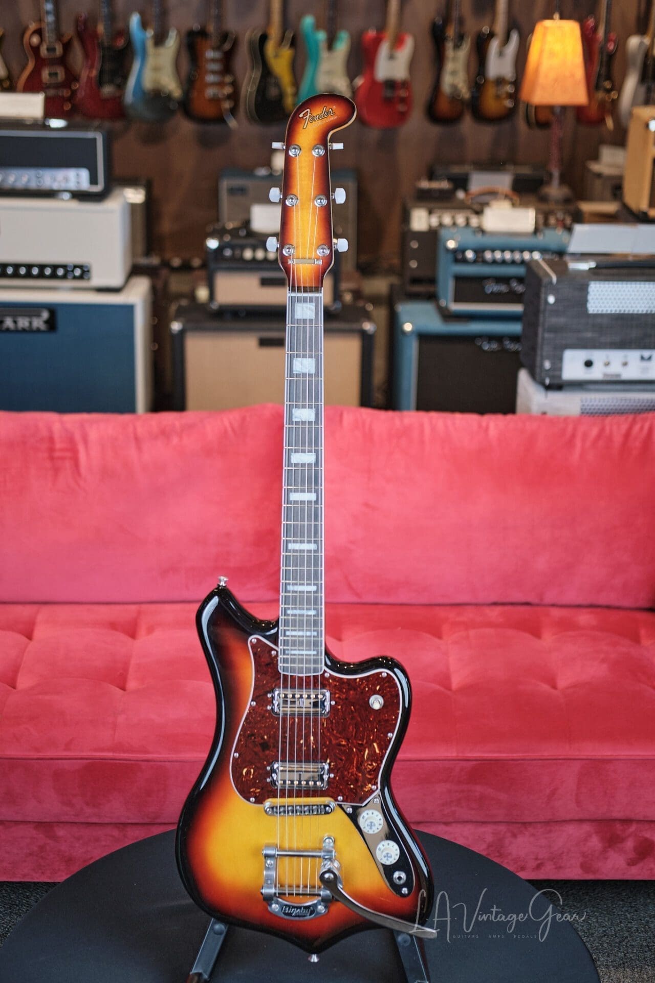 Fender Parallel Universe Maverick Dorado – With Hardshell Case