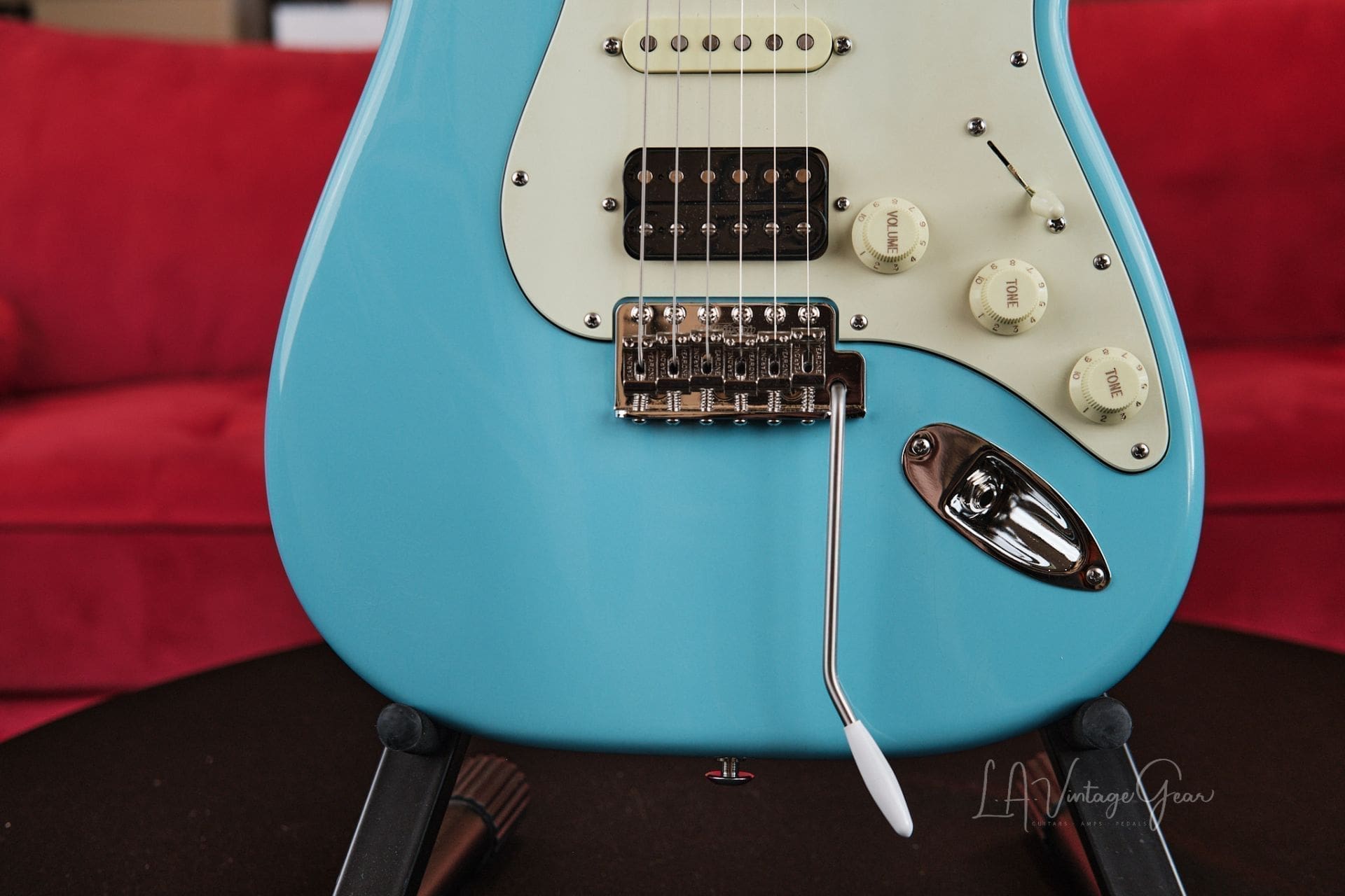 Suhr Classic S Vintage - In Daphne Blue Nitro! - Image 5