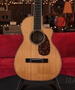 Larrivee PV-09 Acoustic Guitar - With LR Baggs Anthem Pickup! - Image 3