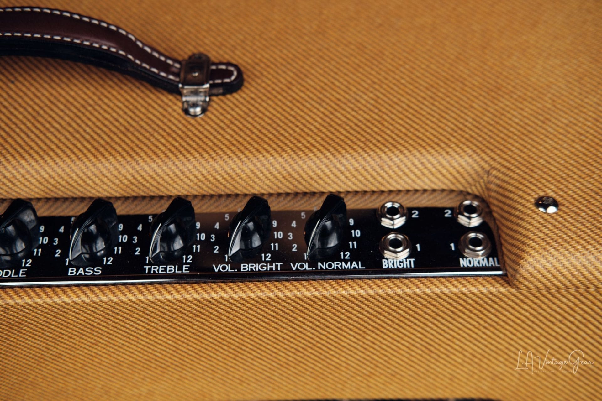 Astron Vintage T-59 Combo Amp - Mesmerizing Tweed Twin Tone! - Image 5