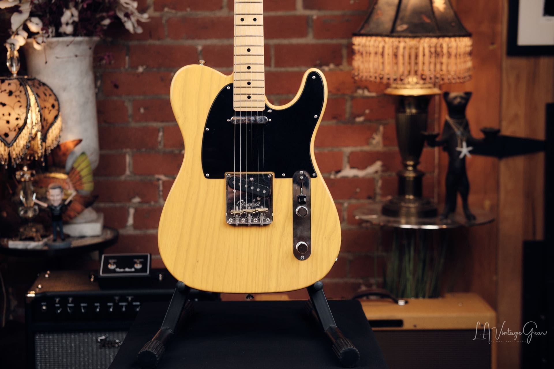 2016 Fender American Professional Telecaster - Great Blackguard! - Image 2