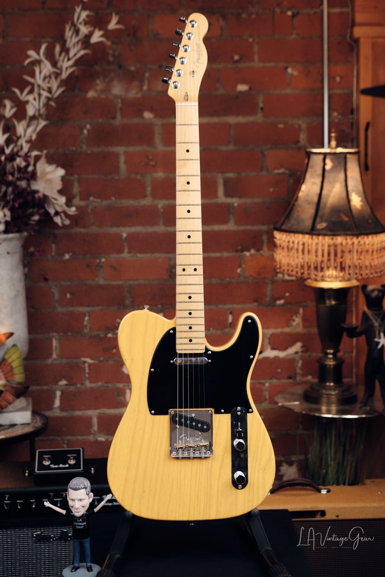 2016 Fender American Professional Telecaster - Great Blackguard!