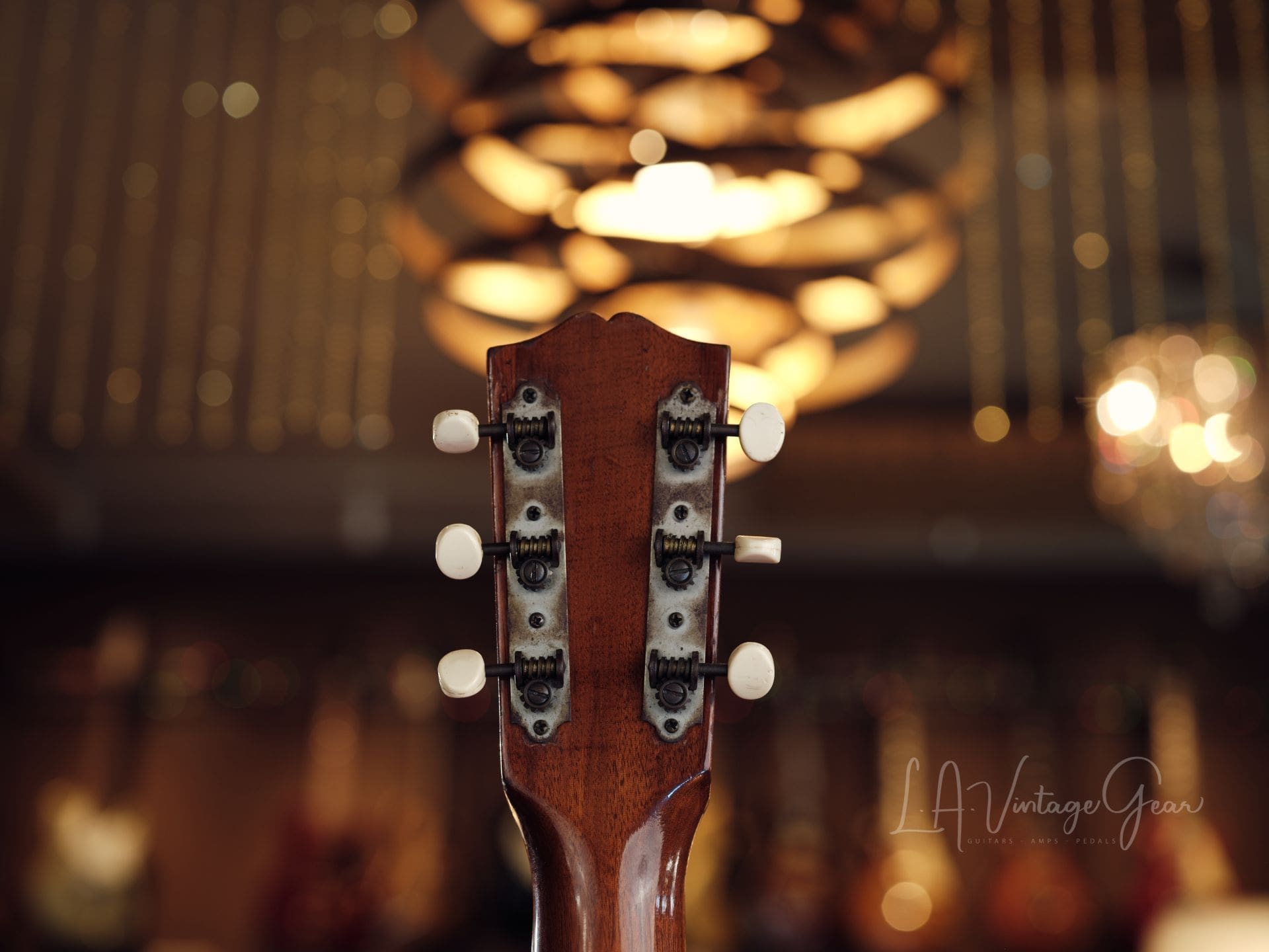 1942 Gibson J 35 Dreadnaught Acoustic Guitar - Natural Finish, All Original, Owners Personal Guitar! - Image 10