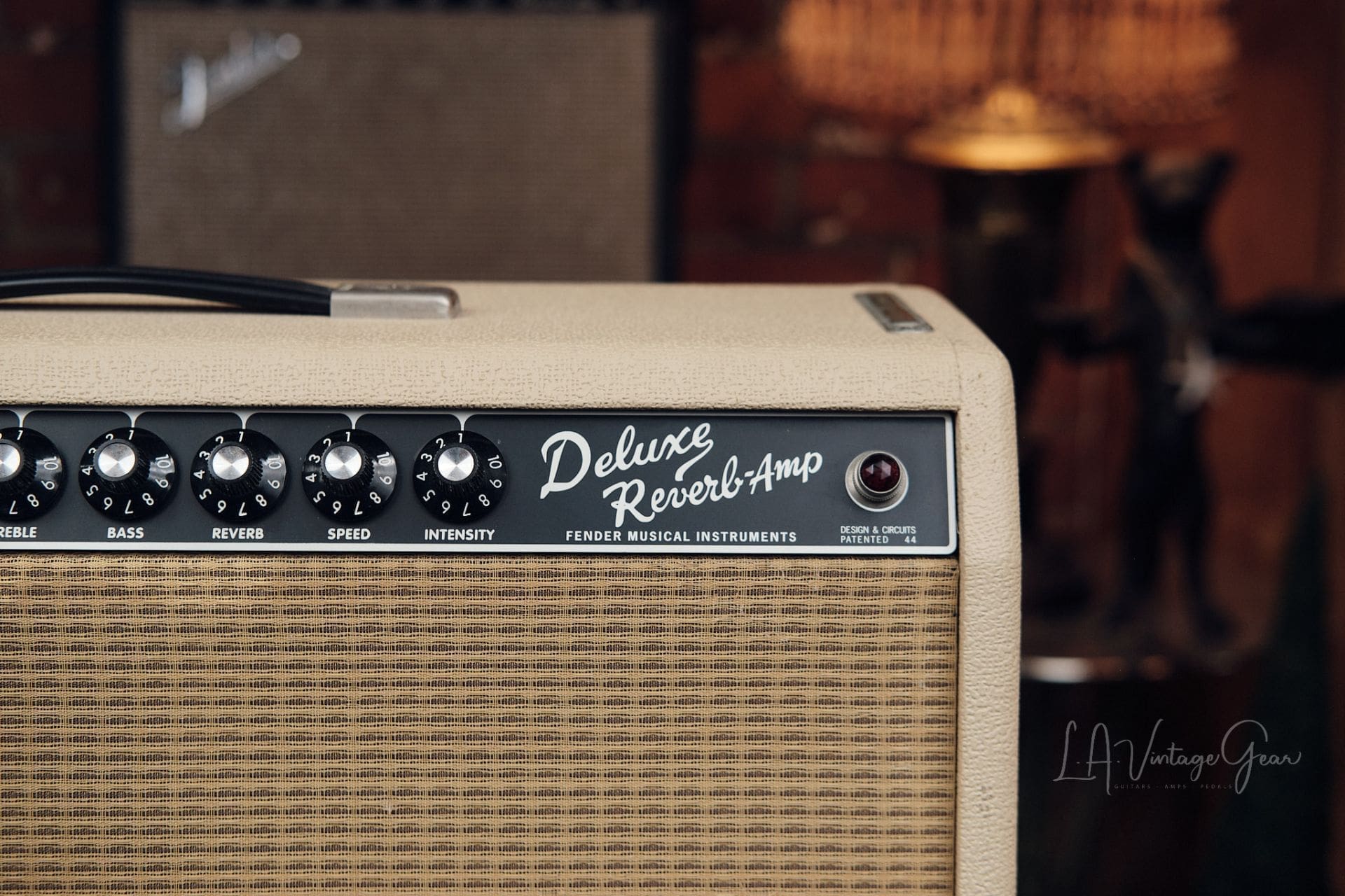 Fender '65 Deluxe Reverb Reissue 22-Watt 1x12" Combo - Blonde - Image 4