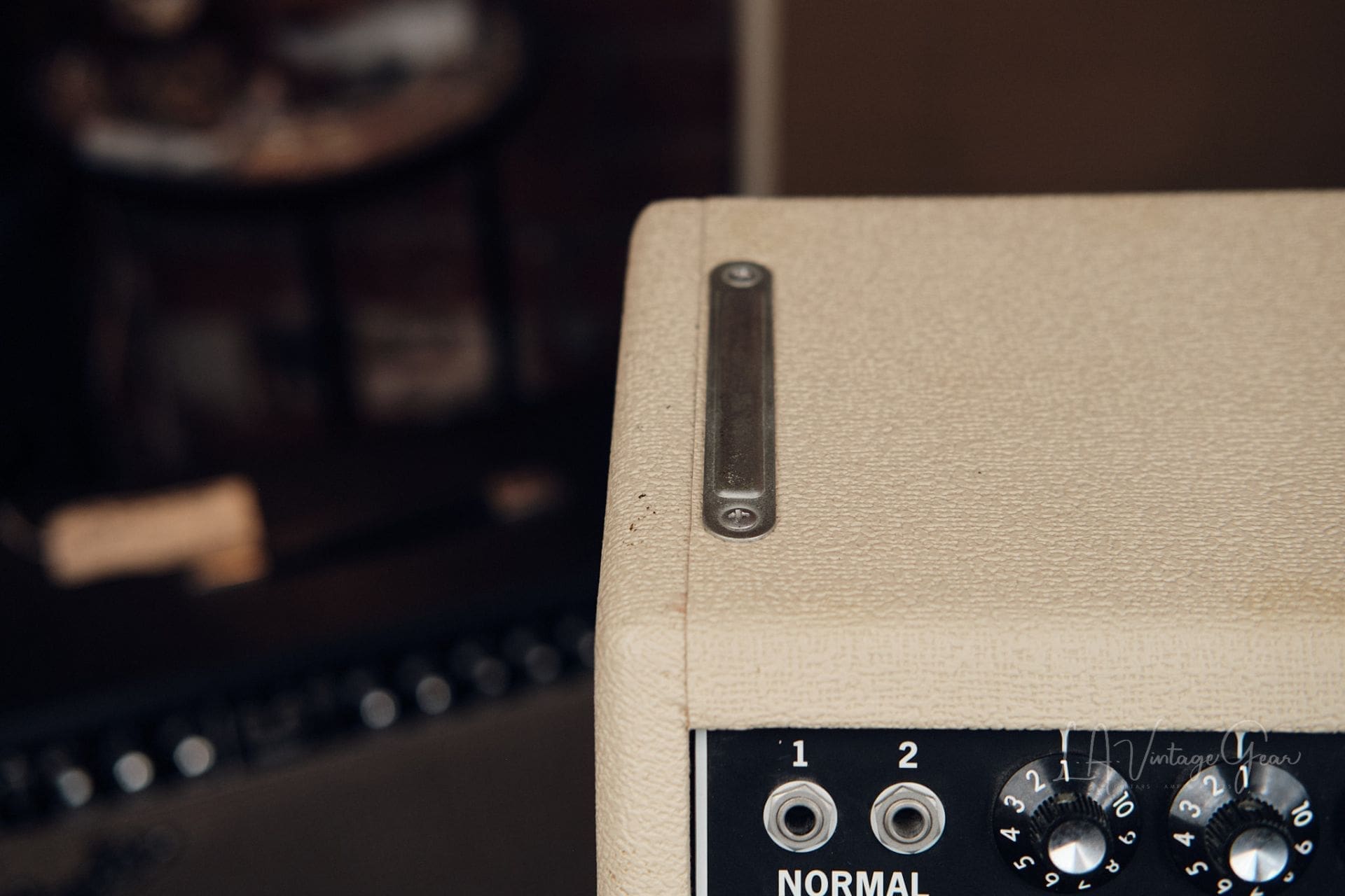 Fender '65 Deluxe Reverb Reissue 22-Watt 1x12" Combo - Blonde - Image 7
