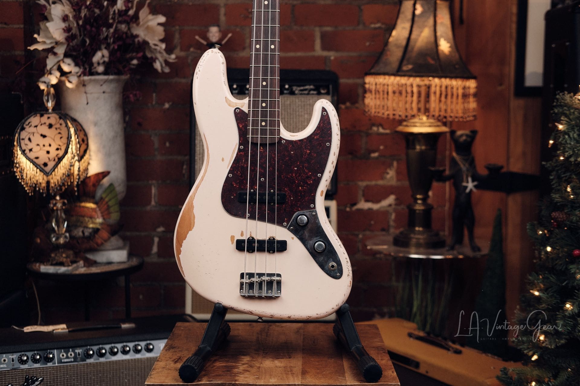 Fender Road Worn Flea Jazz Bass - With Hardshell Case! - Image 2