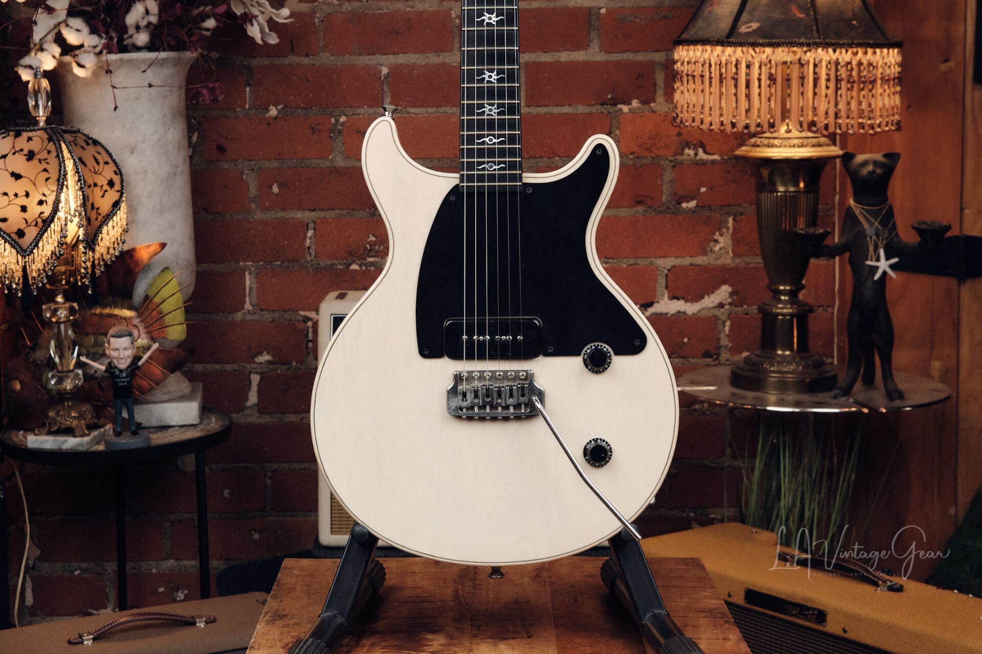 Thorn Custom Guitars Artisan Standard - Amazing Double Cut JR! - Image 2