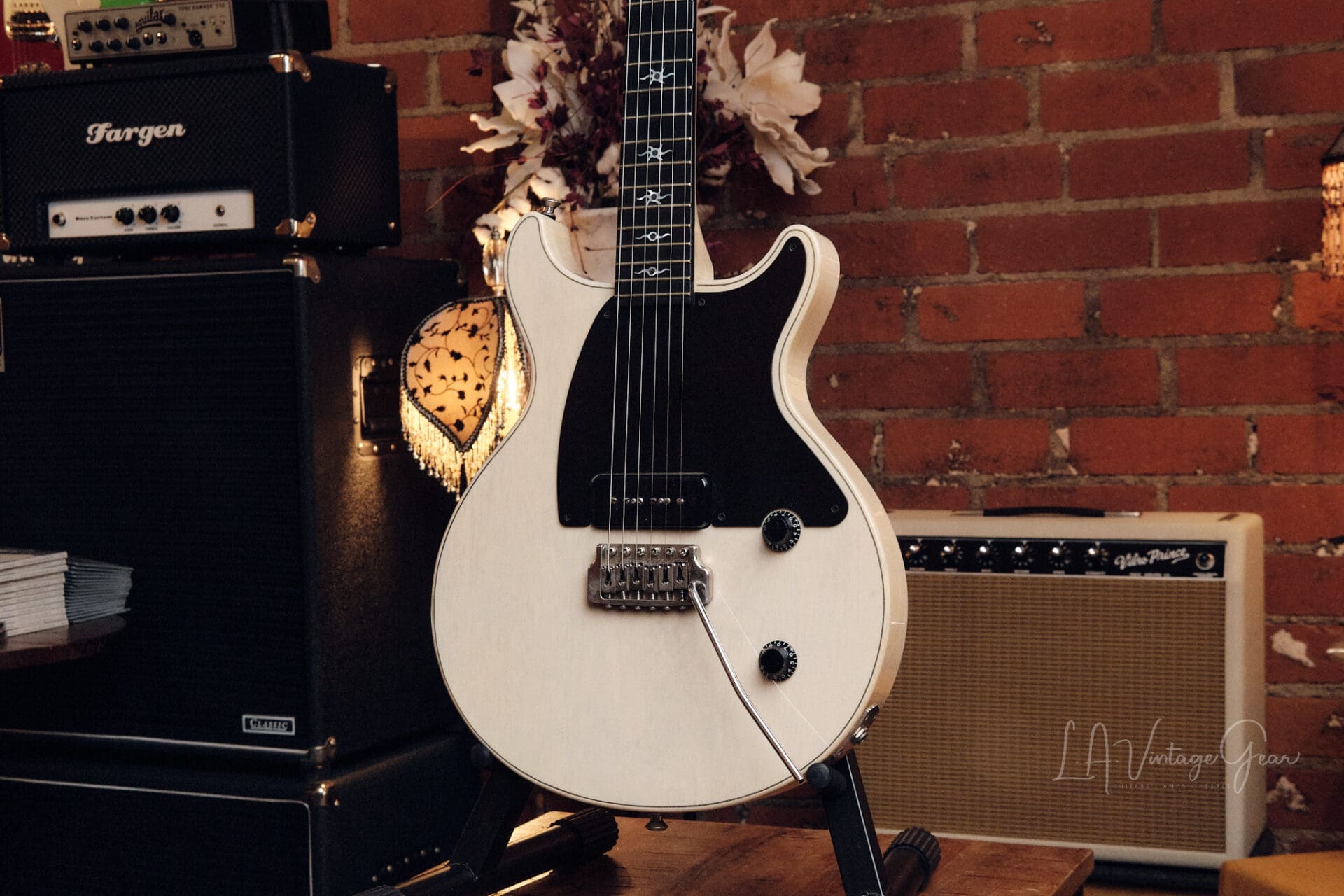 Thorn Custom Guitars Artisan Standard - Amazing Double Cut JR! - Image 4