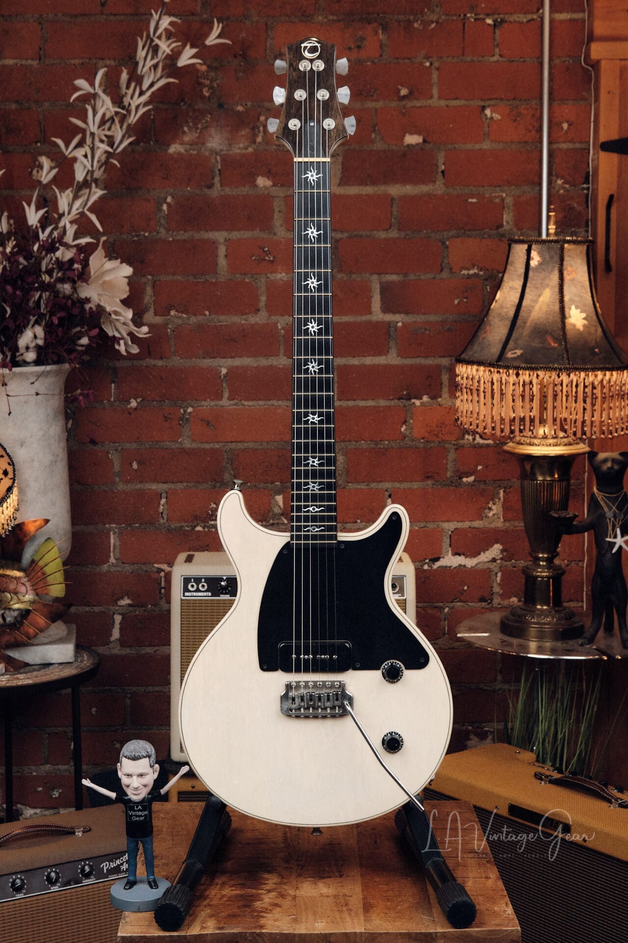 Thorn Custom Guitars Artisan Standard - Amazing Double Cut JR!