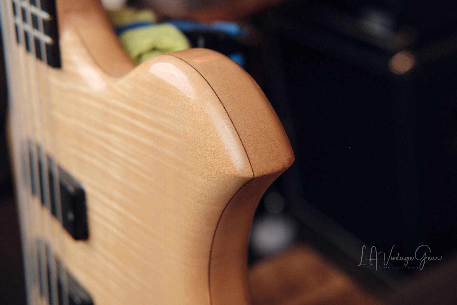 Human Base ClassX 5 String Bass - Awesome Single Cut! - Image 7